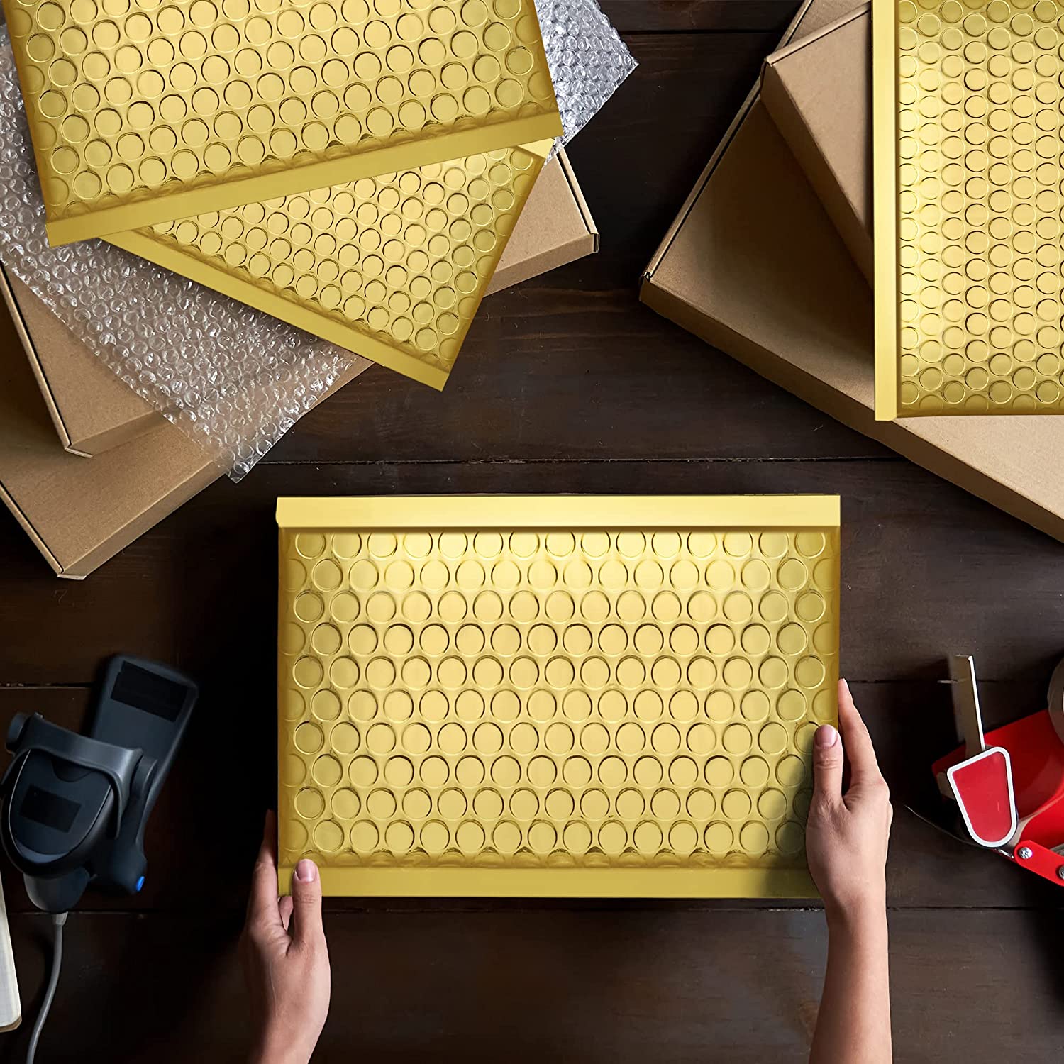 6x10 Bubble Mailer Padded Envelopes - Gold Color Shipping Bags for Ecommerce, Small Business & Online Sellers - Perfect for Shipping Jewelry, Cosmetics, Books & Small Items
