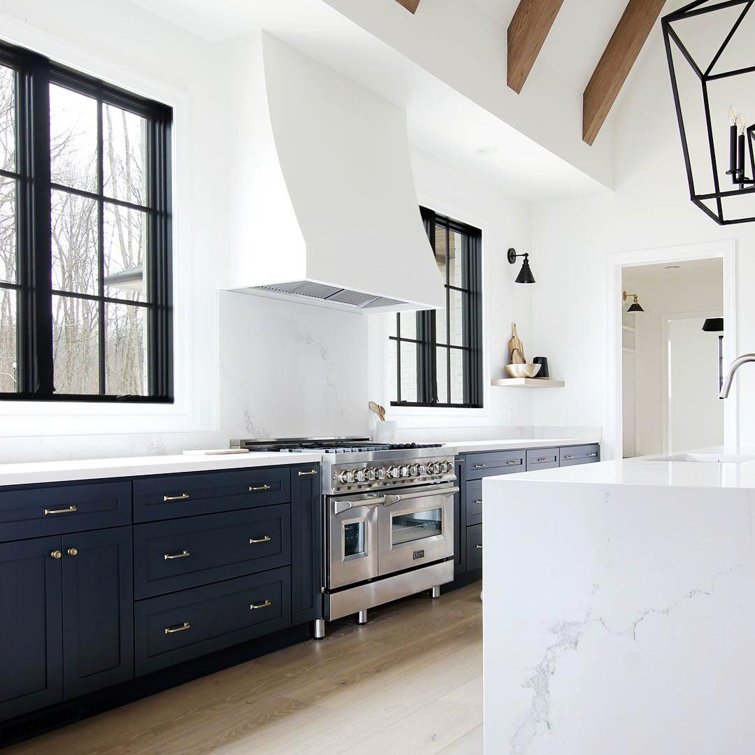 ZLINE 698 Stainless Steel Ducted Wall Mount Range Hood Insert - Powerful Ventilation for Modern Kitchens