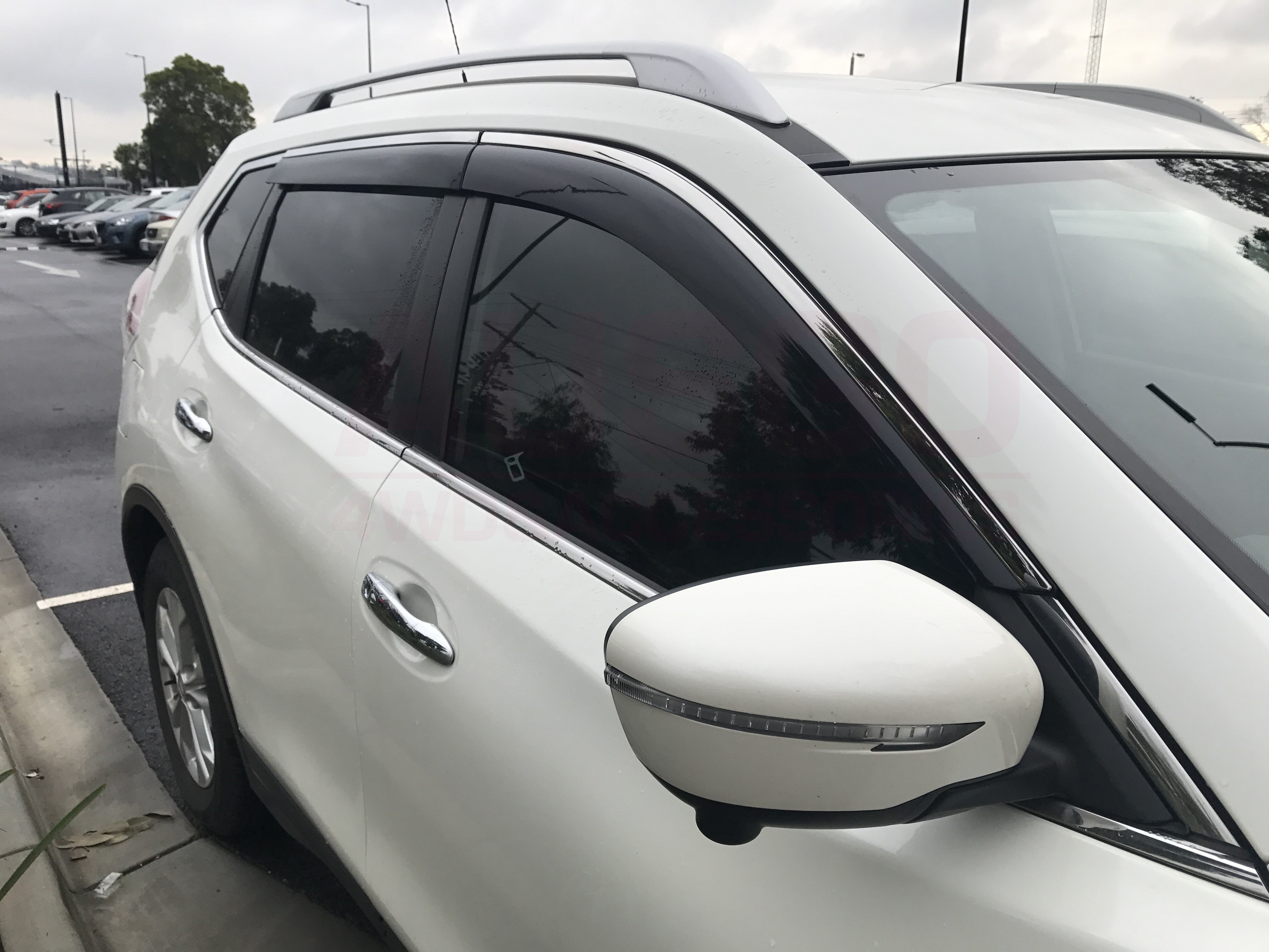 Stainless Steel Window Deflectors for Nissan X-Trail T32 (2014-2022) - Rain Guards & Wind Noise Reduction for All-Weather Protection