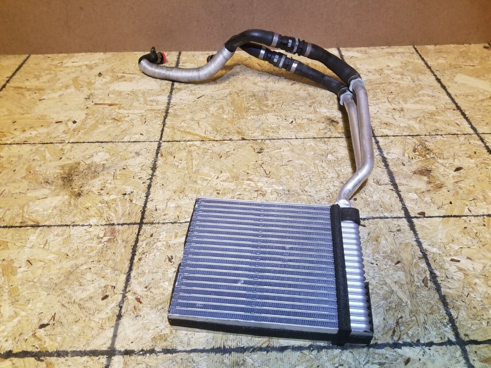 2005-2009 Volvo S40 AC Evaporator Core Replacement - OEM Quality for Efficient Cooling - Perfect for Summer Driving & HVAC System Repair