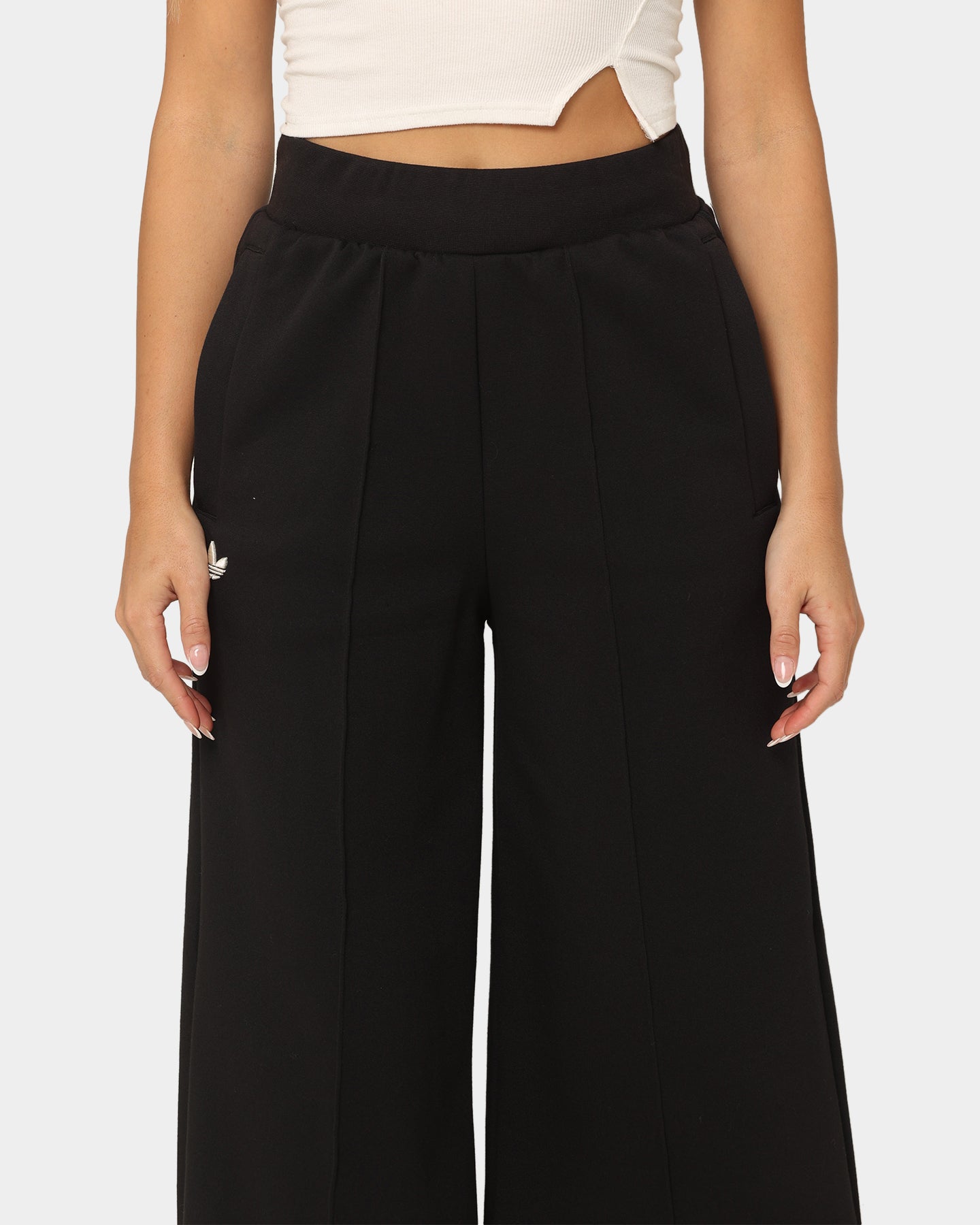 Adidas Women's Running Track Pants - Black Athletic Joggers for Workout & Lounge - Perfect for Gym, Yoga & Casual Wear