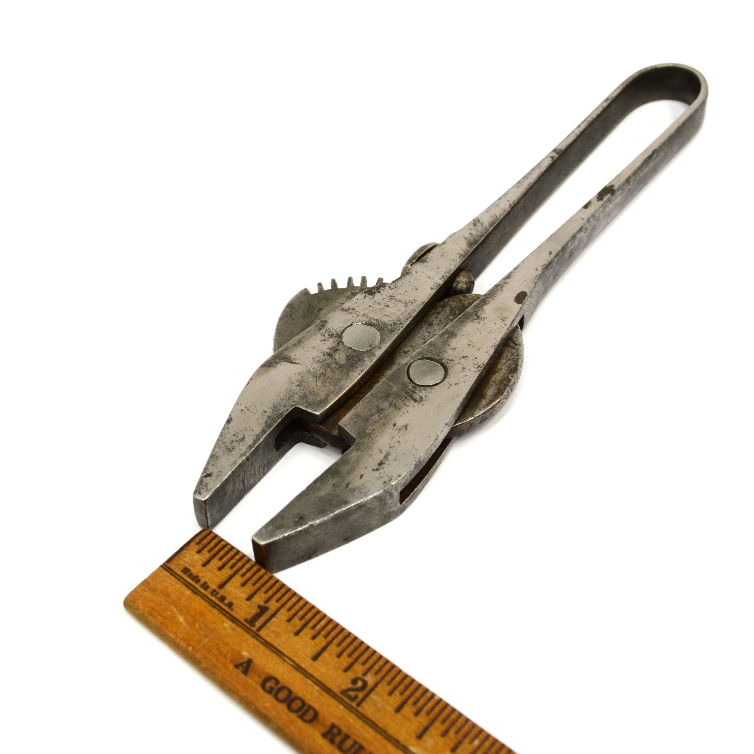 Vintage Adjustable Nut Wrench with Pivot Quick Adjust & Gear Wedge Lock - Rare Antique Tool for Collectors, DIY Projects, and Mechanical Repairs