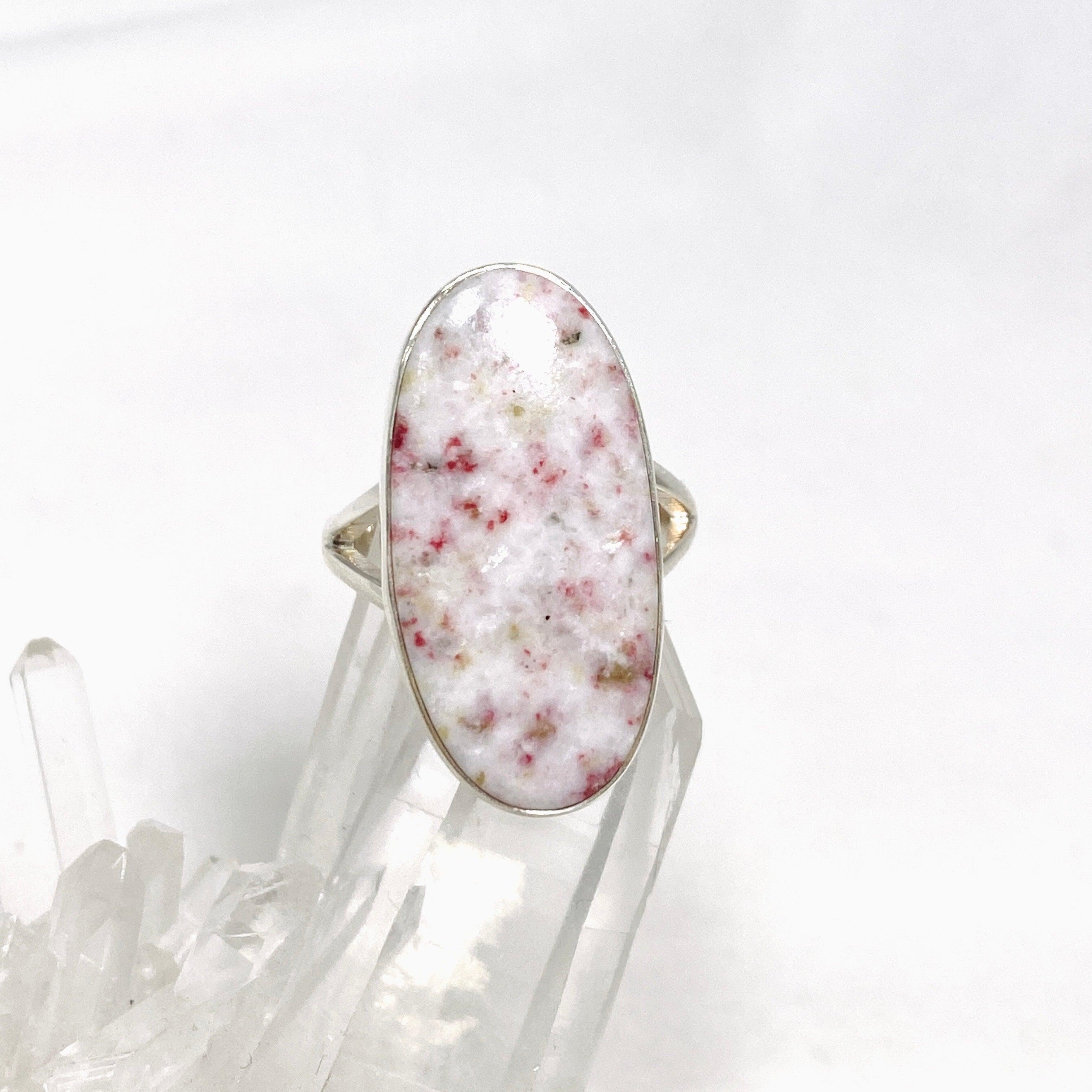 Cinnabar Oval Split Band Ring Size 8 - Handmade Vintage Jewelry for Women - Perfect for Weddings, Parties & Special Occasions