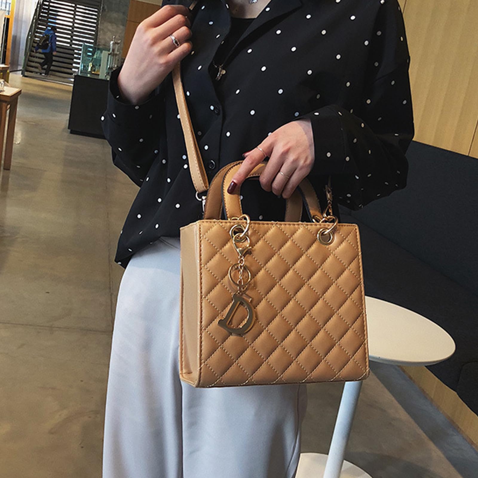 Stylish Faux Leather Crossbody Bag for Women - Trendy Square Shoulder Purse, Fashionable Casual Handbag - Perfect for Work, Travel & Everyday Use