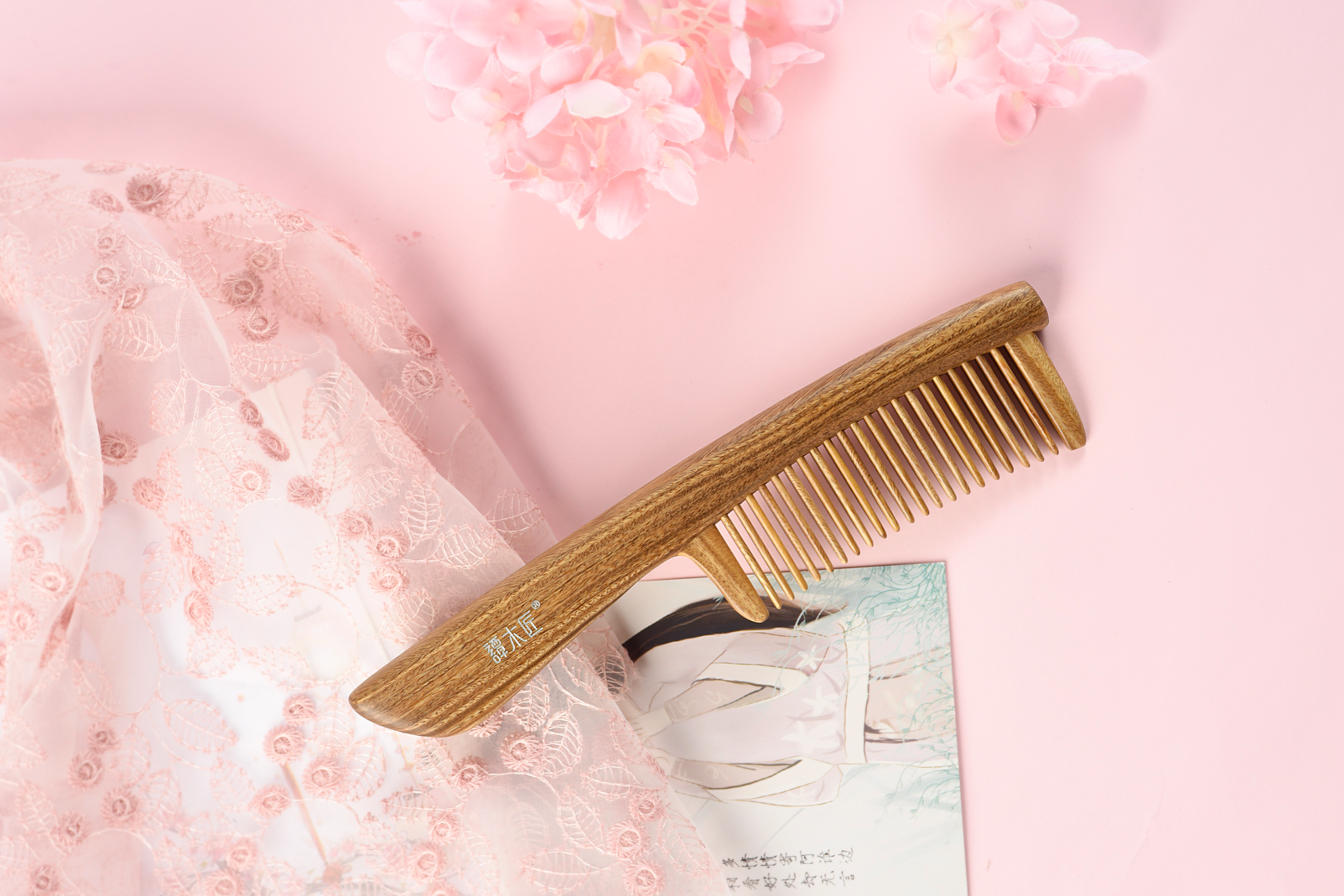 Floral Hair Comb for Women - Elegant Bridal Hair Accessories, Wedding, Prom & Special Occasions