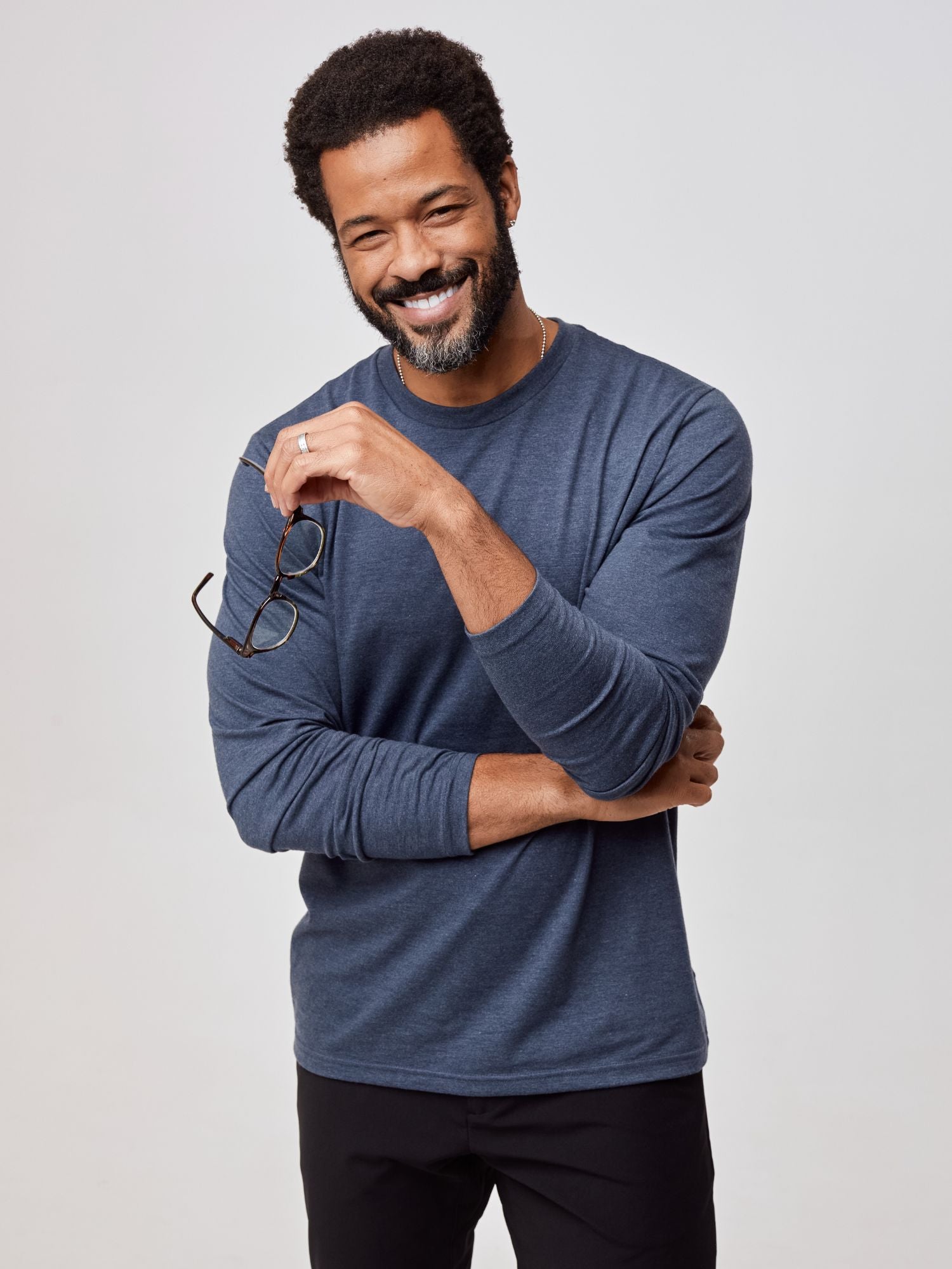 Navy Blue Long Sleeve Crew Neck T-Shirt for Men - Comfortable Cotton Casual Top for Everyday Wear, Work & Outdoor Activities