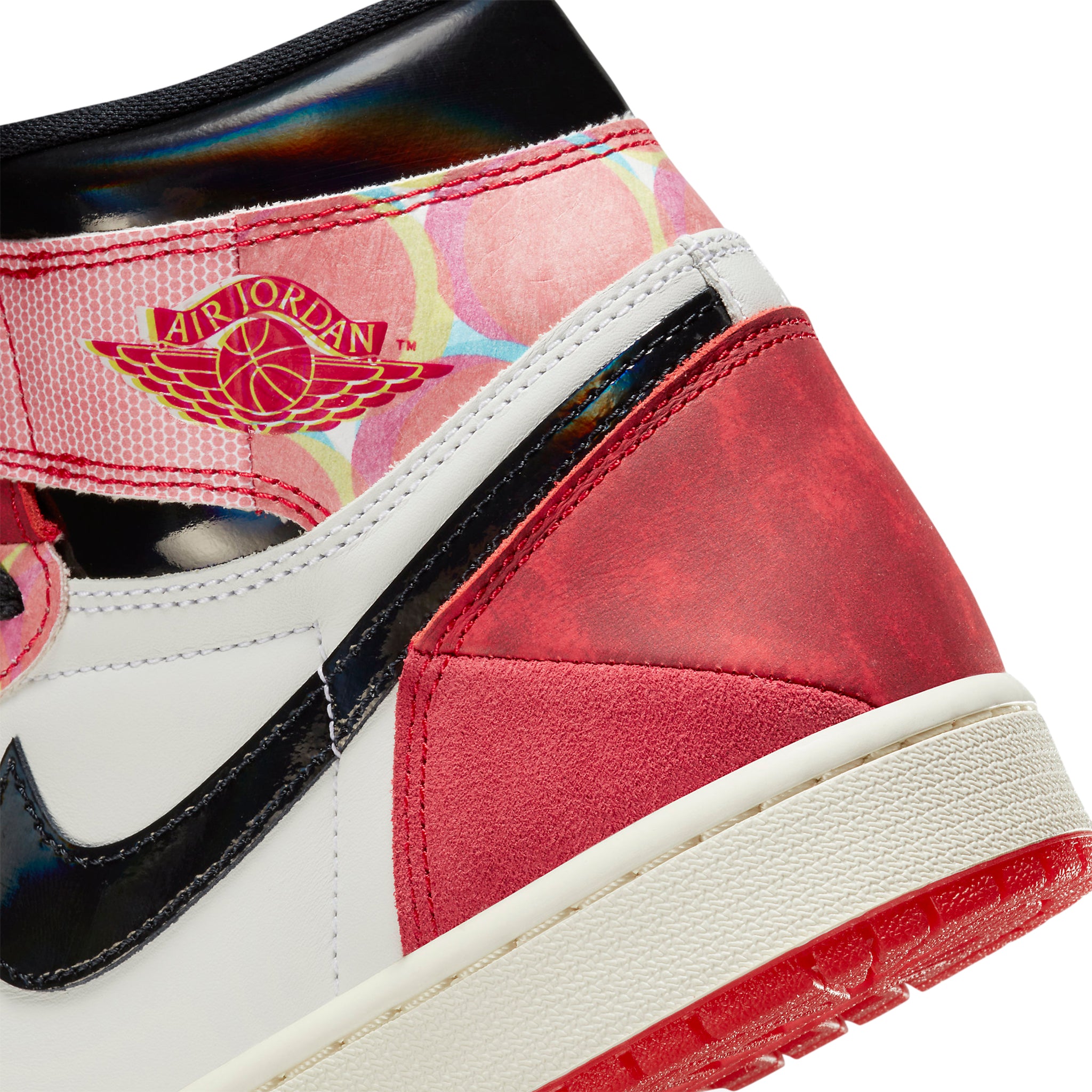 Air Jordan 1 Retro High OG 'Spider-Man: Across the Spider-Verse' Sneakers - Limited Edition Basketball Shoes for Collectors & Streetwear Fashion