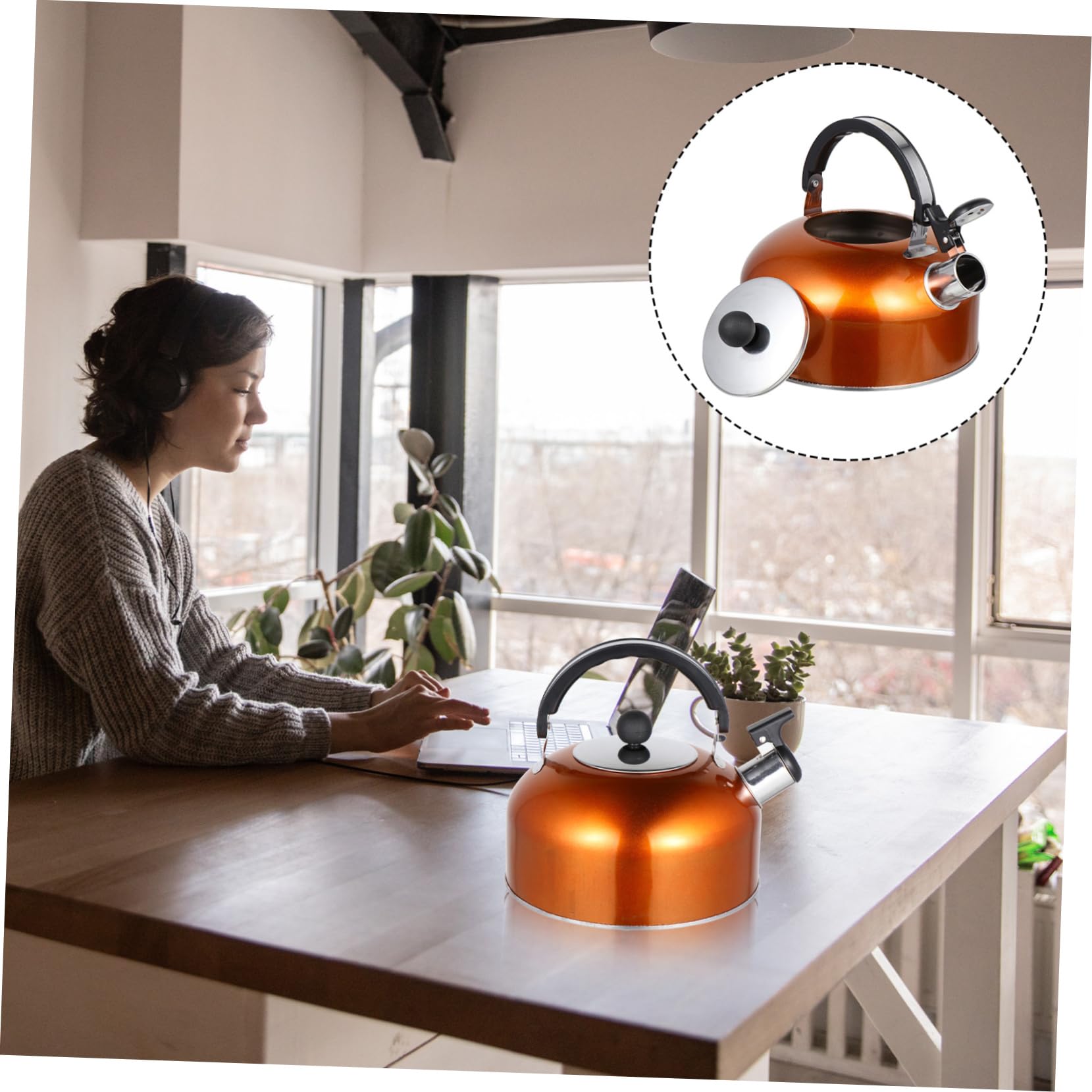 Hemoton 2.5L Stainless Steel Whistling Tea Kettle - Stovetop Safe Flat Bottom Teapot for Coffee & Tea Brewing - Perfect for Home, Office & Camping Use
