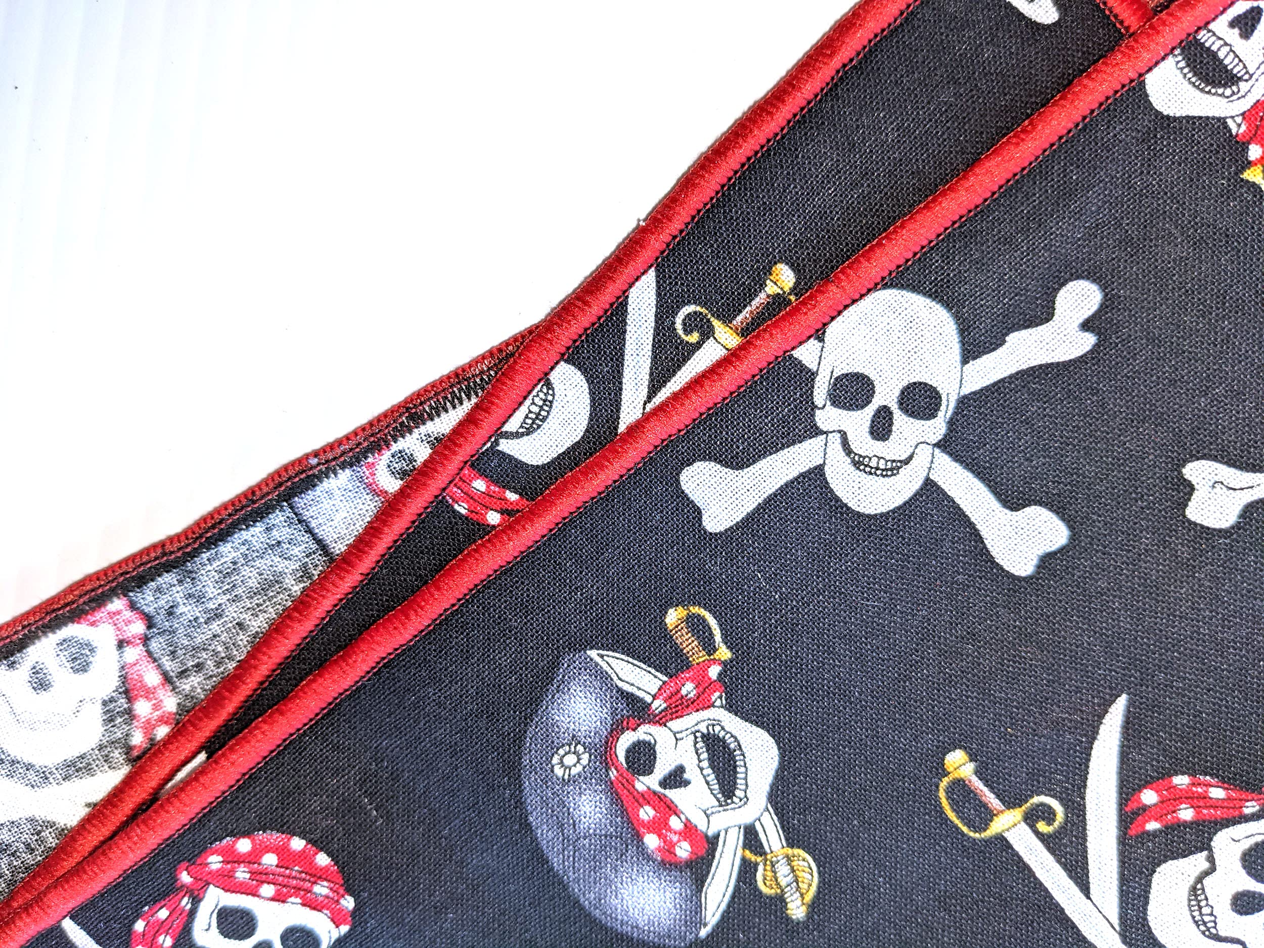 Pirate Skull & Bones Dog Bandana - Adjustable Triangle Pet Bandana for Dogs & Cats, X-Large Pet Neckwear for Halloween, Pirate Parties & Costume Events - Perfect for Pet Photos, Dress-Up & Themed Occasions