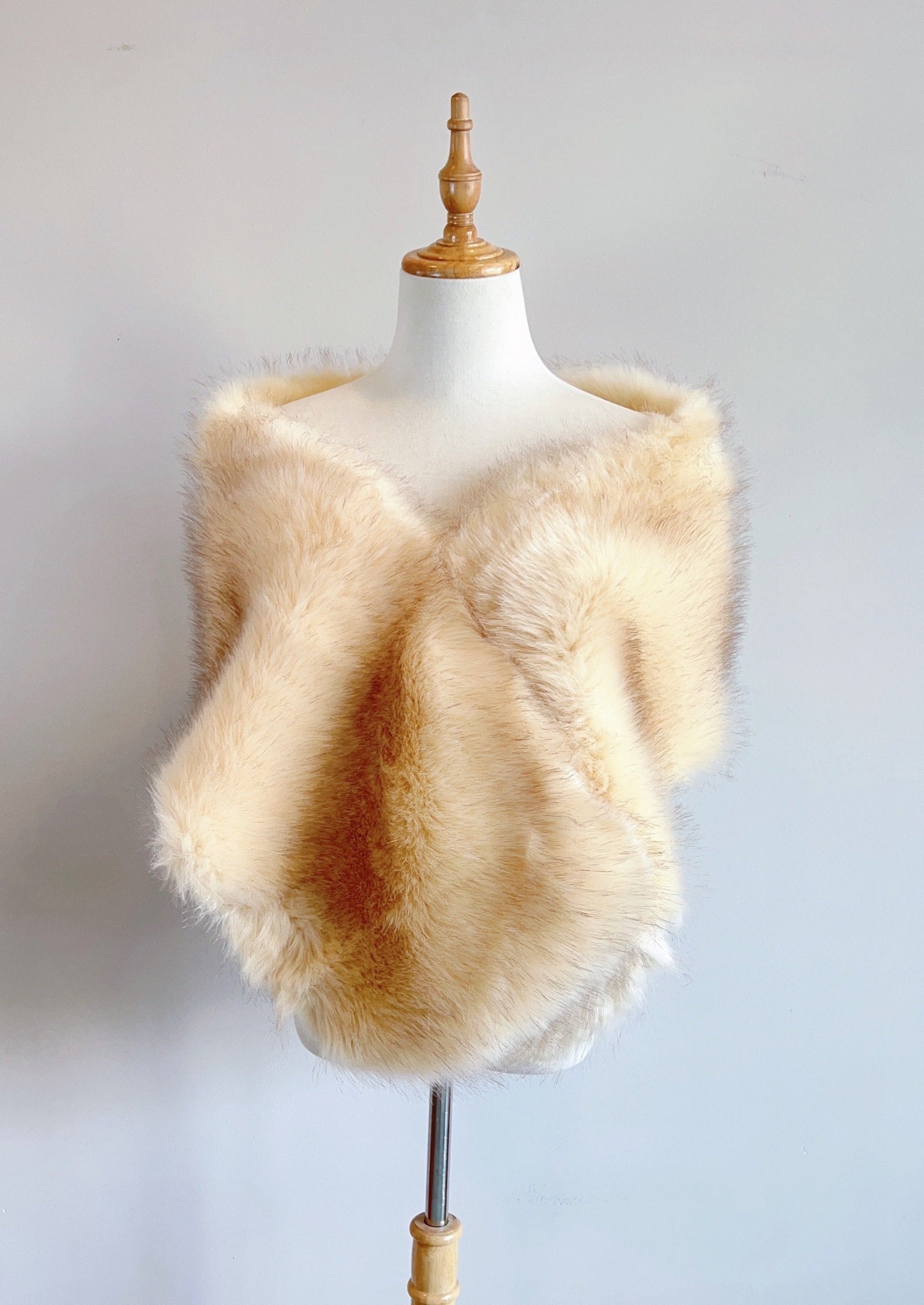Luxury Champagne Fur Shawl Wrap - Elegant Lilian Cha03 Stole for Women - Perfect for Weddings, Parties & Evening Events