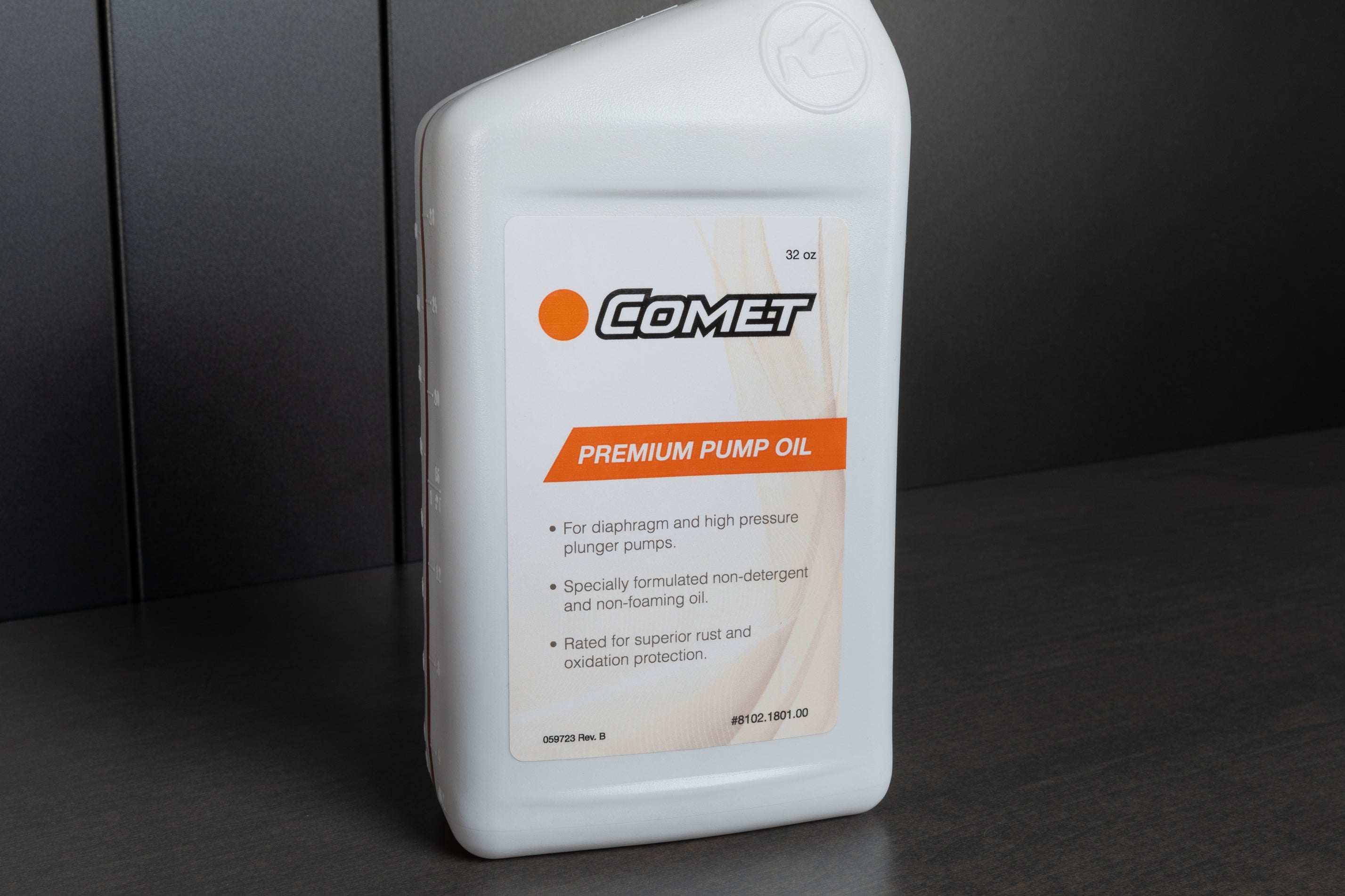 Comet Pump Oil - High-Quality Lubricant for Hydraulic Systems, Engines & Industrial Machinery - Ideal for Automotive, Marine & Heavy Equipment Maintenance
