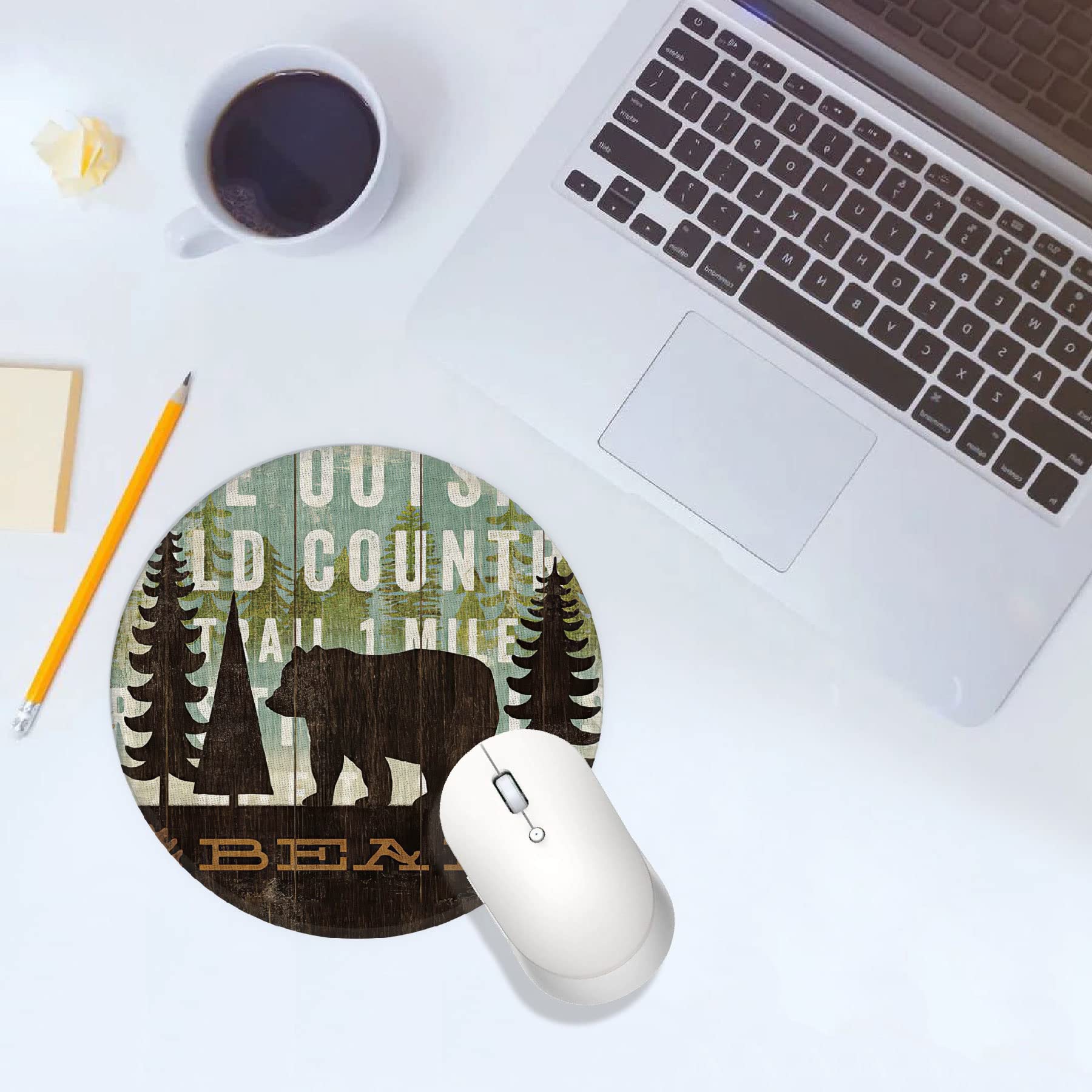 Knibeo Bear Round Mouse Pad - 7.9 X 7.9 Inch Waterproof Distressed Mouse Pad for Wireless Mouse - Cute Bear Themed Office & Gaming Accessory - Perfect Gift for Women, Campers & Bear Lovers - Ideal for Home Office, Gaming Setup & Outdoor Workstations