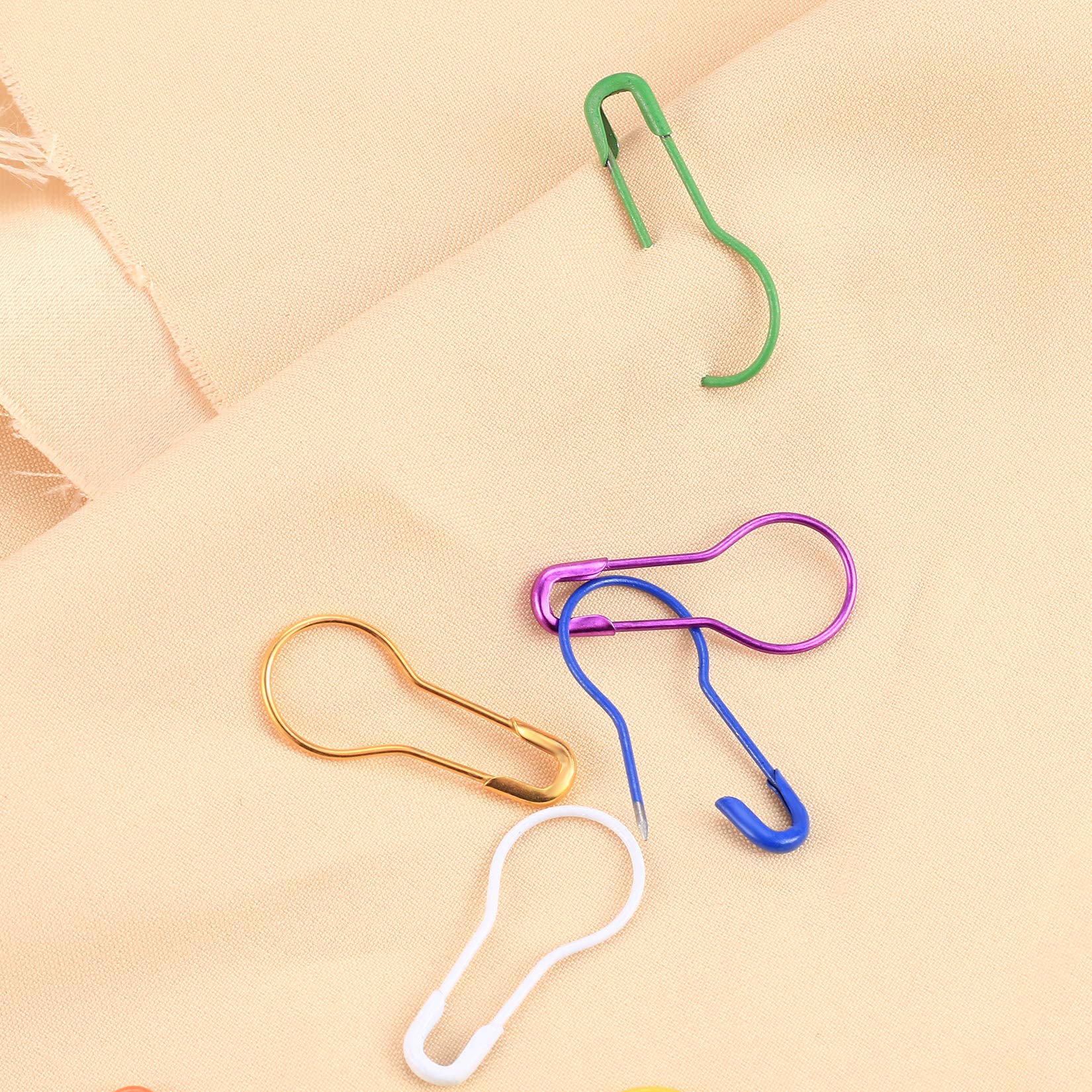 300 Pcs Safety Pins for Sewing & DIY Crafts - 10 Colors