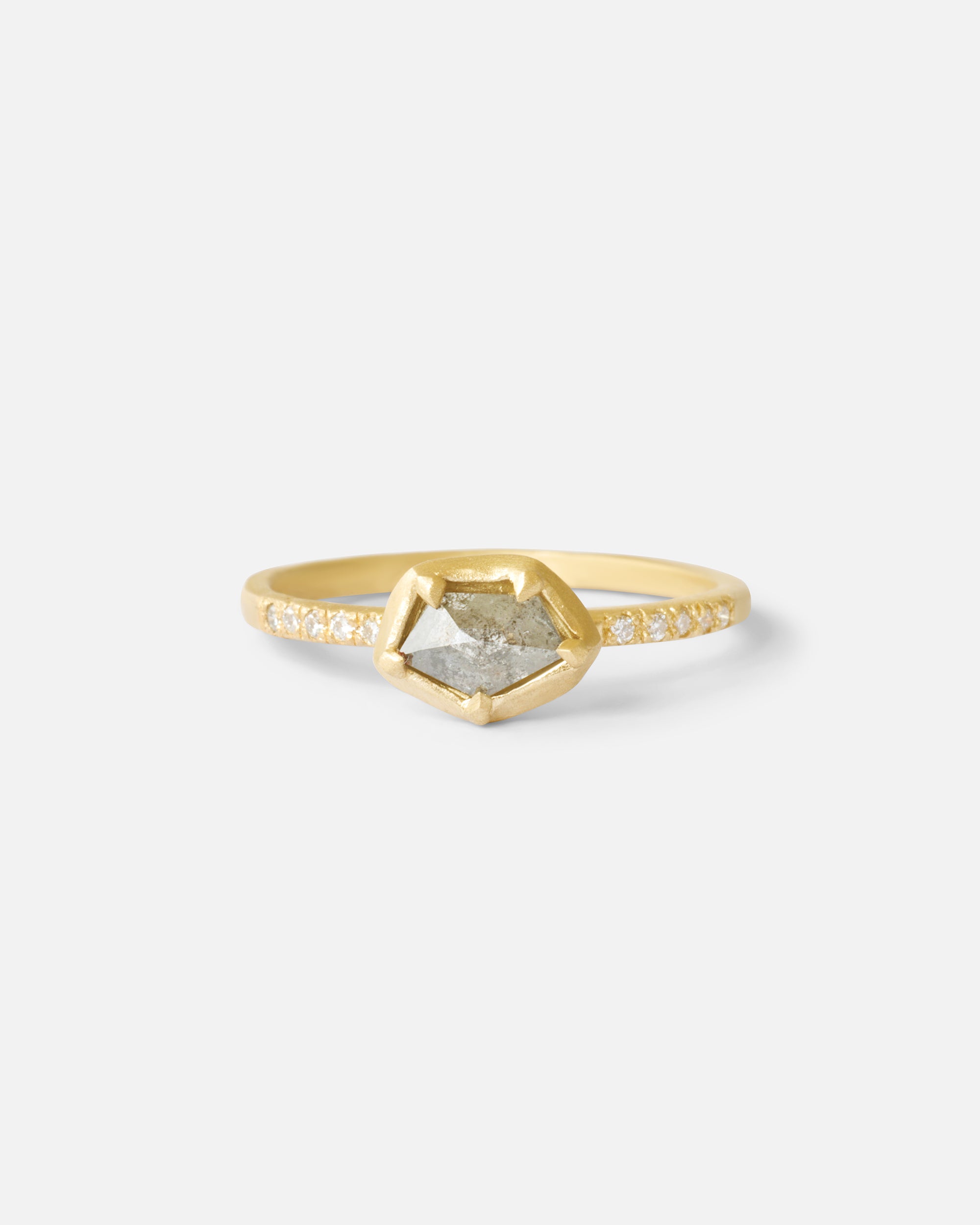 Unique Pentagon Shape Salt and Pepper Diamond Ring – Vintage-Inspired Engagement & Wedding Band for Women – Perfect for Boho, Alternative & Nature-Inspired Jewelry Lovers