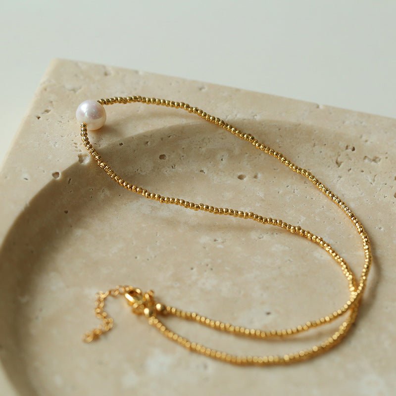 Elegant Shiny Passepartout Freshwater Pearl Necklace in Gold - Perfect for Weddings, Parties & Special Occasions