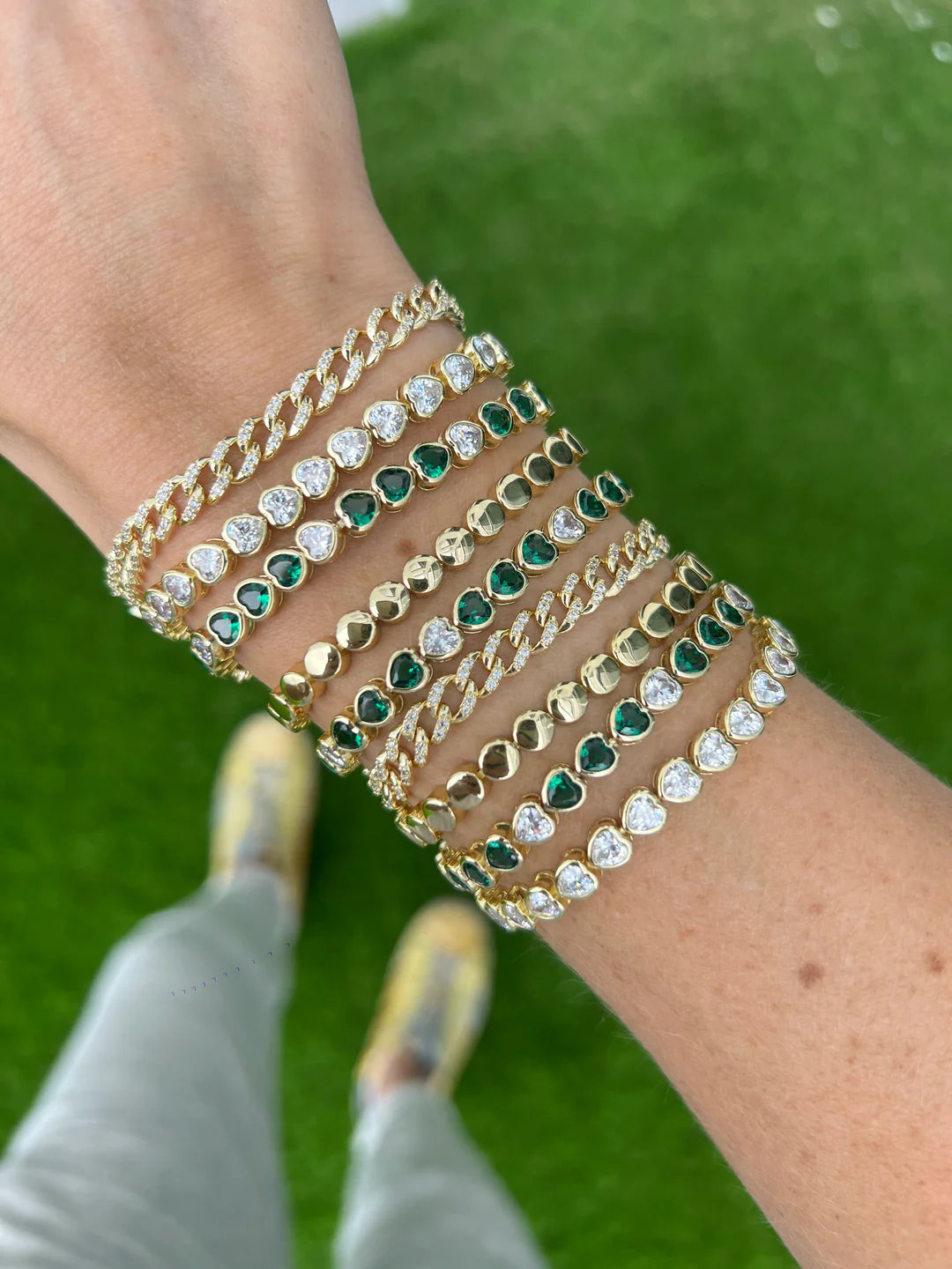 Heart Tennis Bracelet for Women - 14K Gold Plated Cubic Zirconia Tennis Bracelet - Elegant Jewelry Gift for Anniversary, Birthday, Valentine's Day - Perfect for Parties, Weddings & Special Occasions
