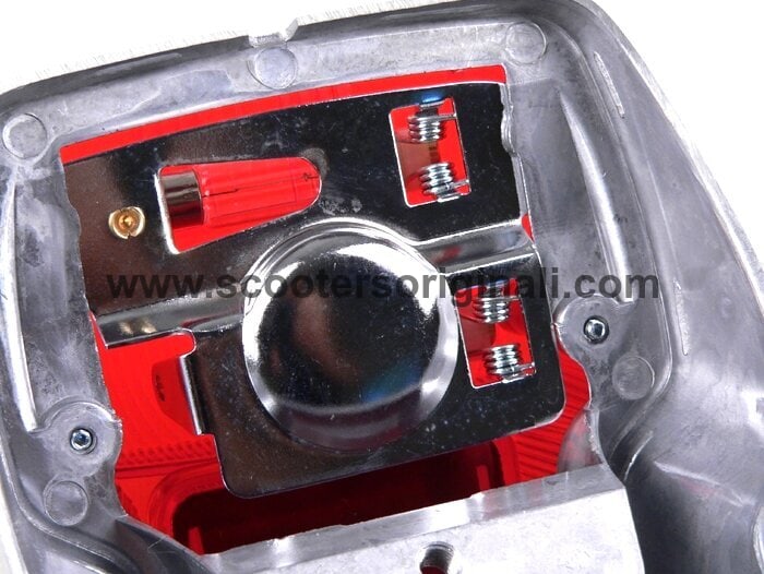 Original Vespa Tail Light Unit for Smallframe Scooters - BGM Genuine Replacement Part - Perfect for Restoration & Night Riding Safety