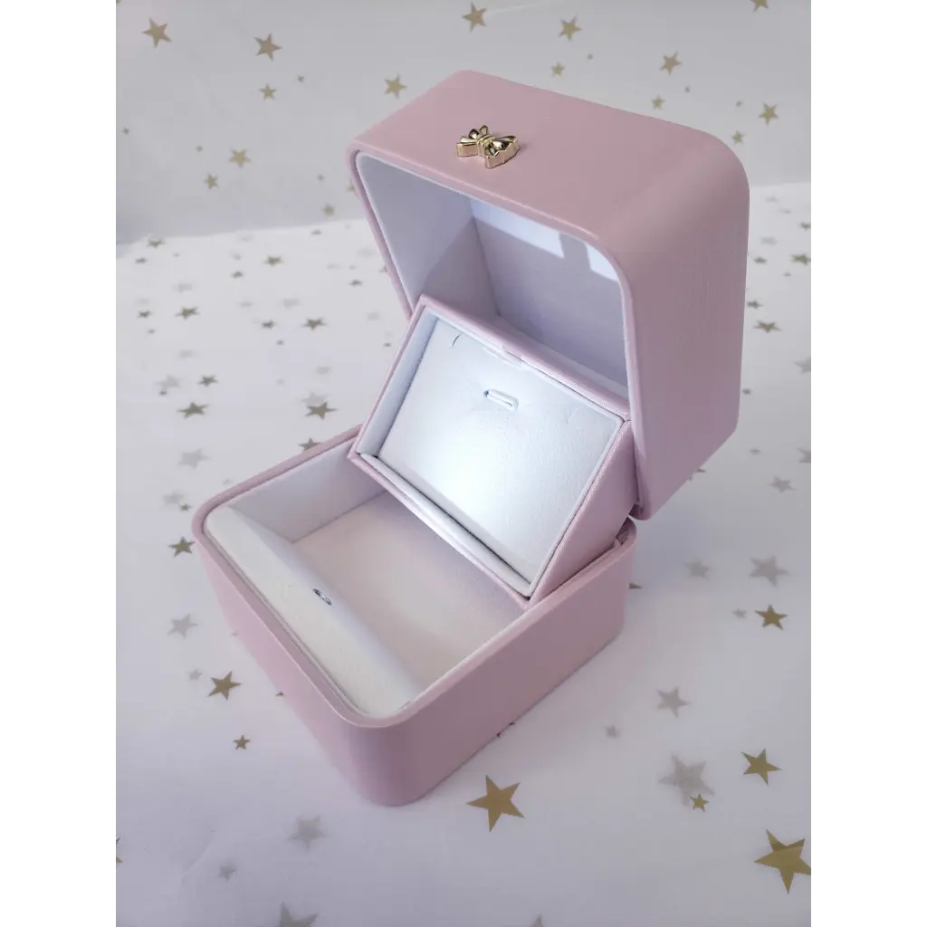 Luxury Jewelry Gift Box for Necklaces - Elegant Velvet Lined Storage & Presentation Case - Perfect for Birthdays, Anniversaries & Special Occasions