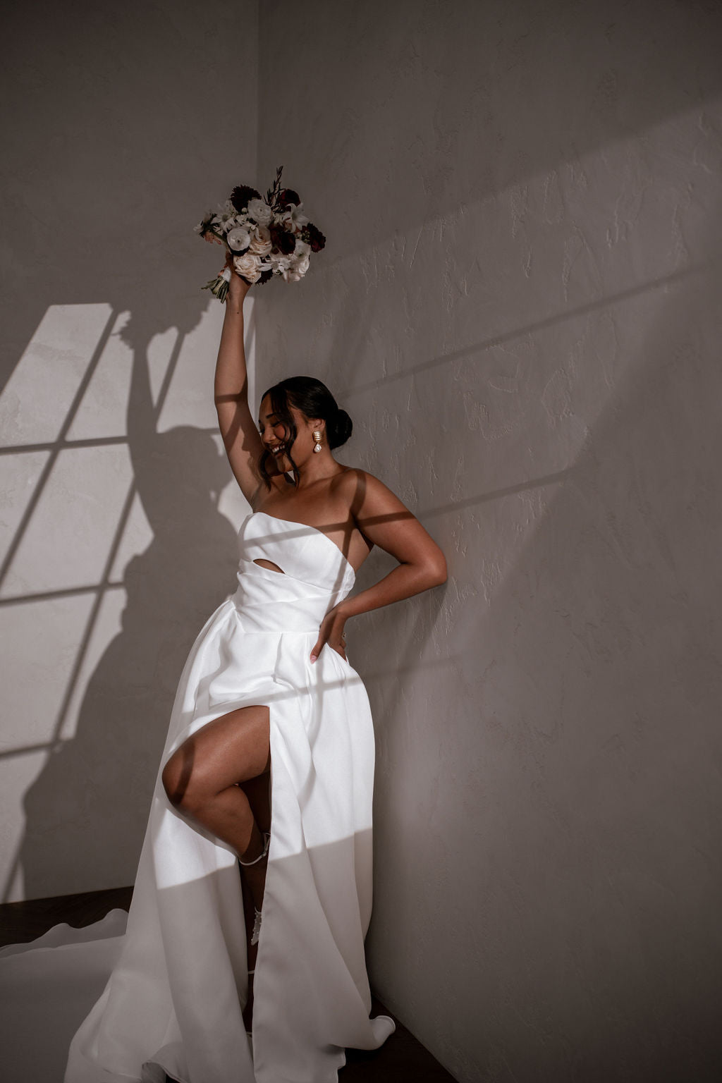 SLOANE Women's Ready-to-Wear Fashion Collection - Trendy Outfits for Work, Date Night & Casual Wear | Online Shopping for Stylish Dresses & Tops