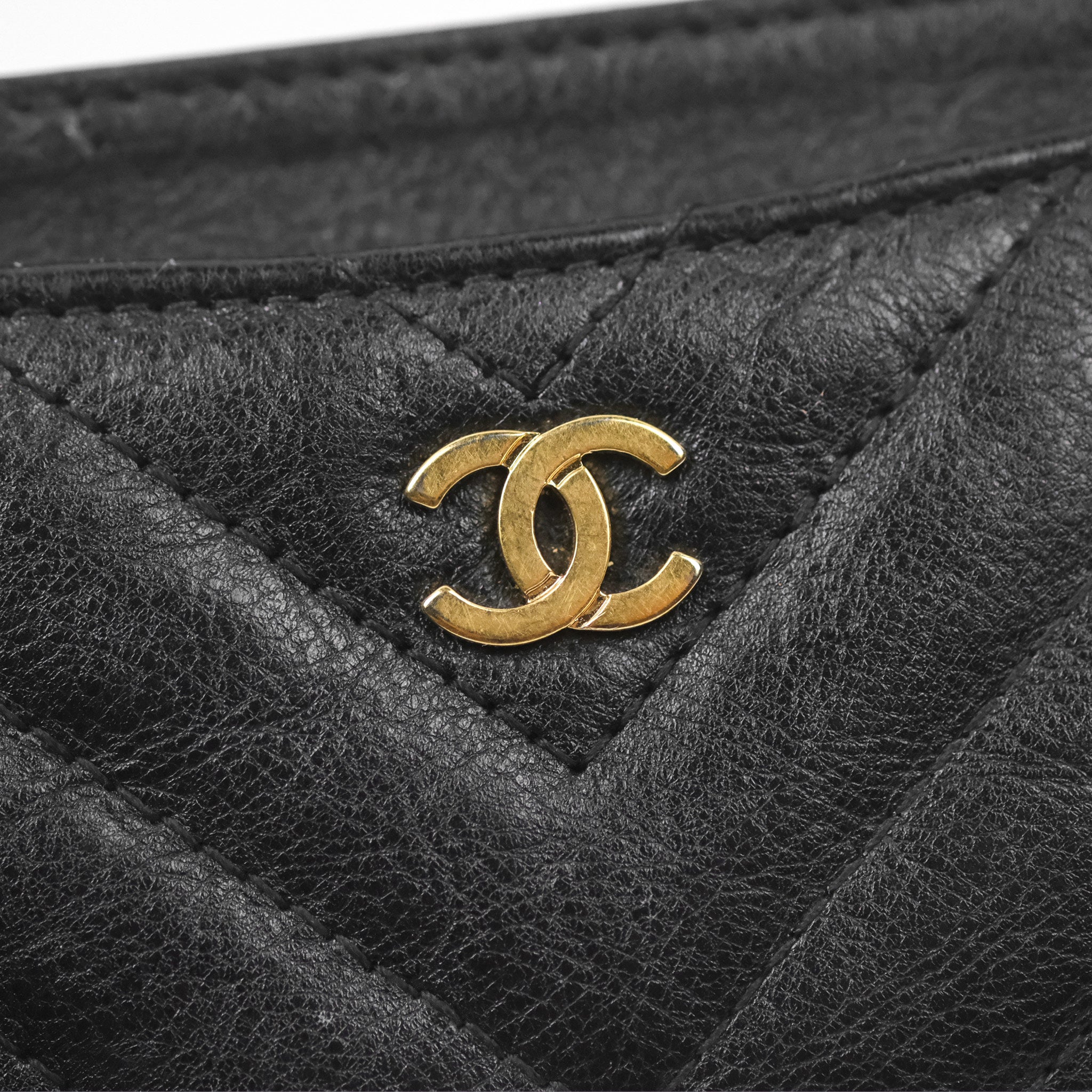 Chanel Classic Flat Card Holder Chevron Black Calfskin Gold Hardware - Luxury Wallet for Women | Perfect for Everyday Use, Travel & Gift Giving