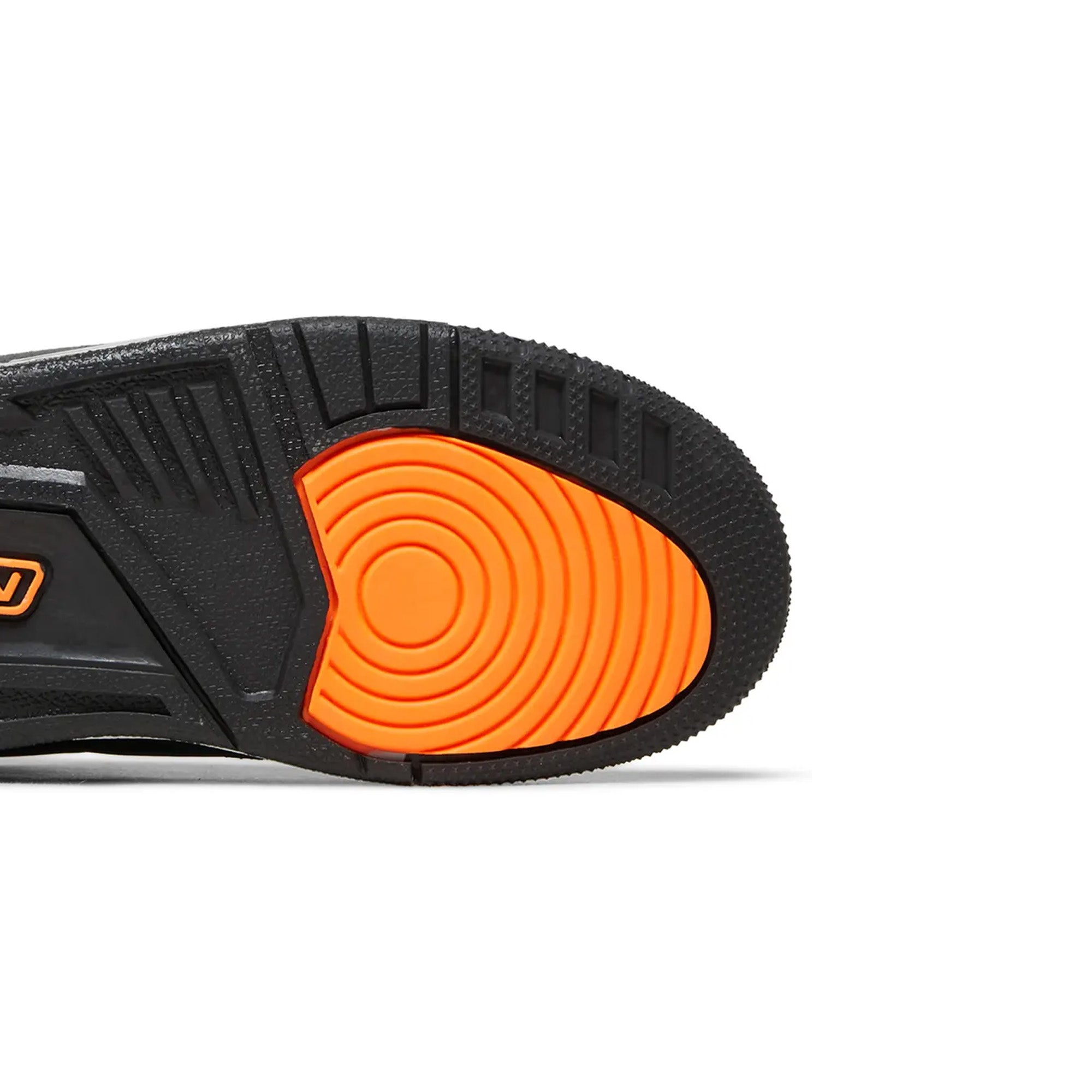 Air Jordan 3 Retro 'Fear Pack' GS Sneakers for Women (2023) - Basketball Shoes for Court Play & Streetwear Fashion