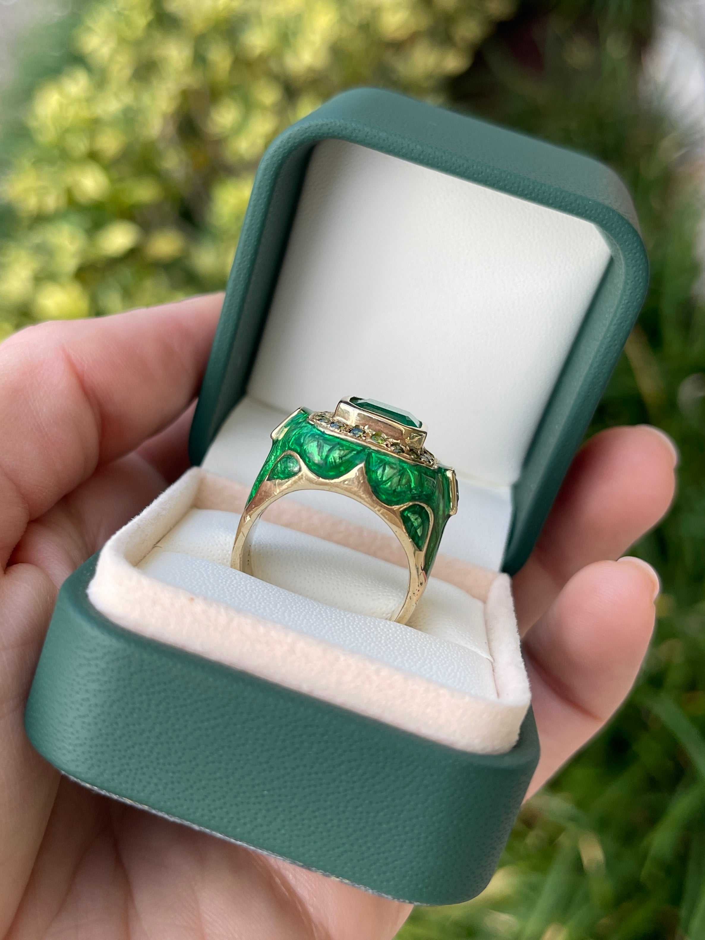 5.30 Carat Colombian Emerald & Diamond Men's Ring in 14K Gold with Enamel - Luxury Wedding Band, Anniversary Gift for Him, Perfect for Special Occasions