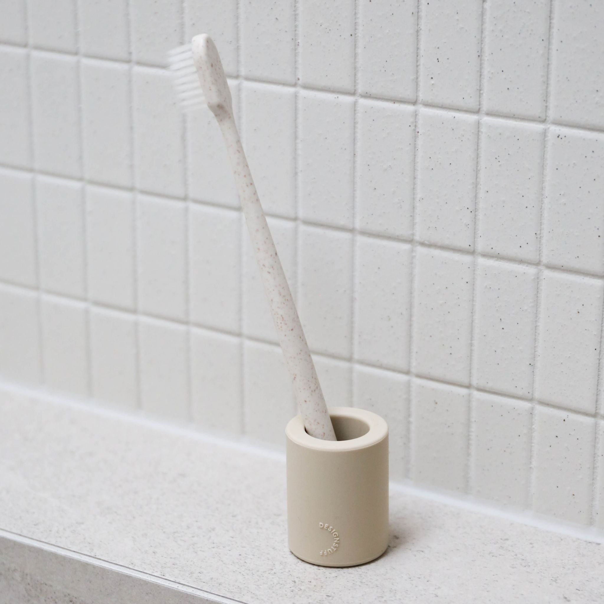 DESIGNSTUFF Modern Toothbrush Holder with Sand Finish - Stylish Bathroom Organizer for Toothbrushes, Razors & Makeup Brushes - Perfect for Home, Apartment, and Travel Use