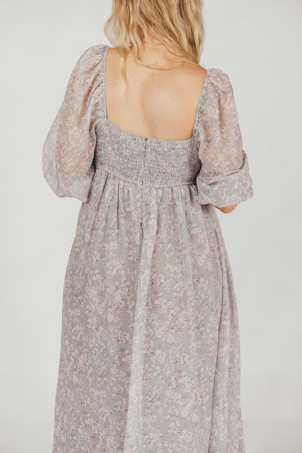 Elegant Sage Green Floral Smocked Maxi Dress for Women - Bump Friendly Maternity & Inclusive Sizing (S-3XL) - Perfect for Summer Weddings, Beach Vacations & Casual Outings