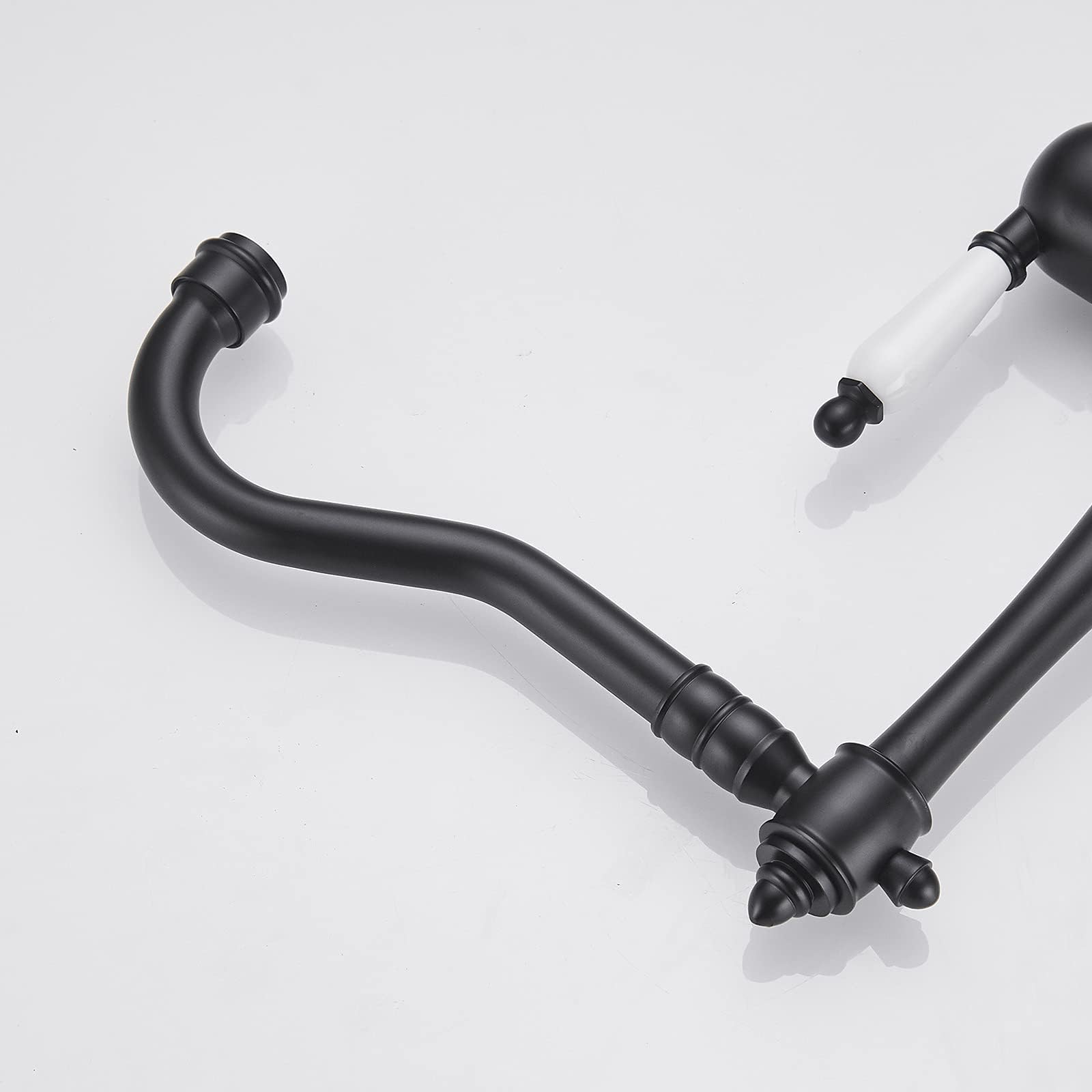 Matte Black Single Hole Kitchen Sink Faucet with Ceramic Lever - 360° Swivel Mixer Tap for Wet Bar & Traditional Sinks | Perfect for Modern Kitchens, Bars & Utility Rooms