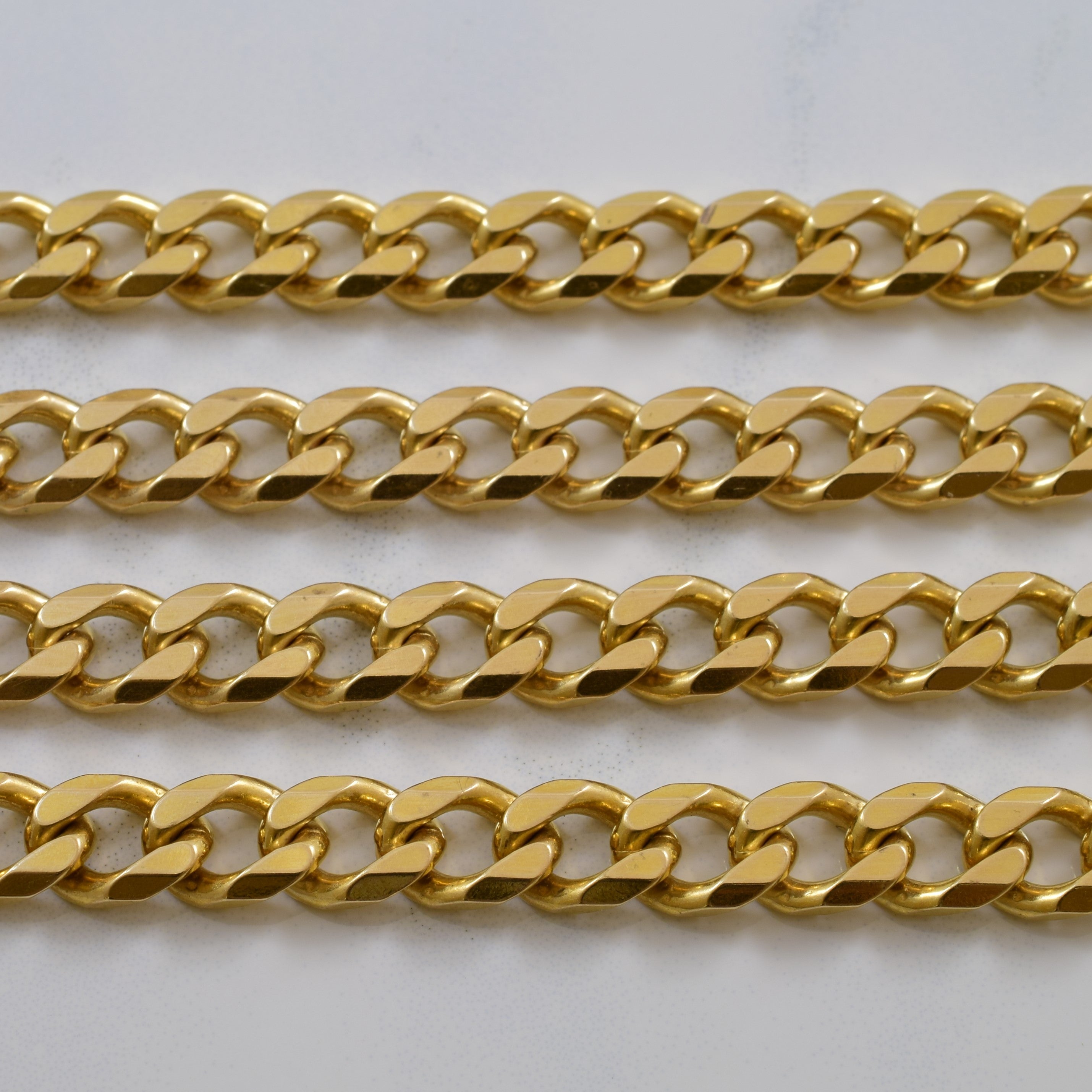 10K Yellow Gold Curb Chain Necklace 22.75 Inches - Classic Cuban Link Chain for Men & Women | Perfect for Layering, Everyday Wear & Gift Giving