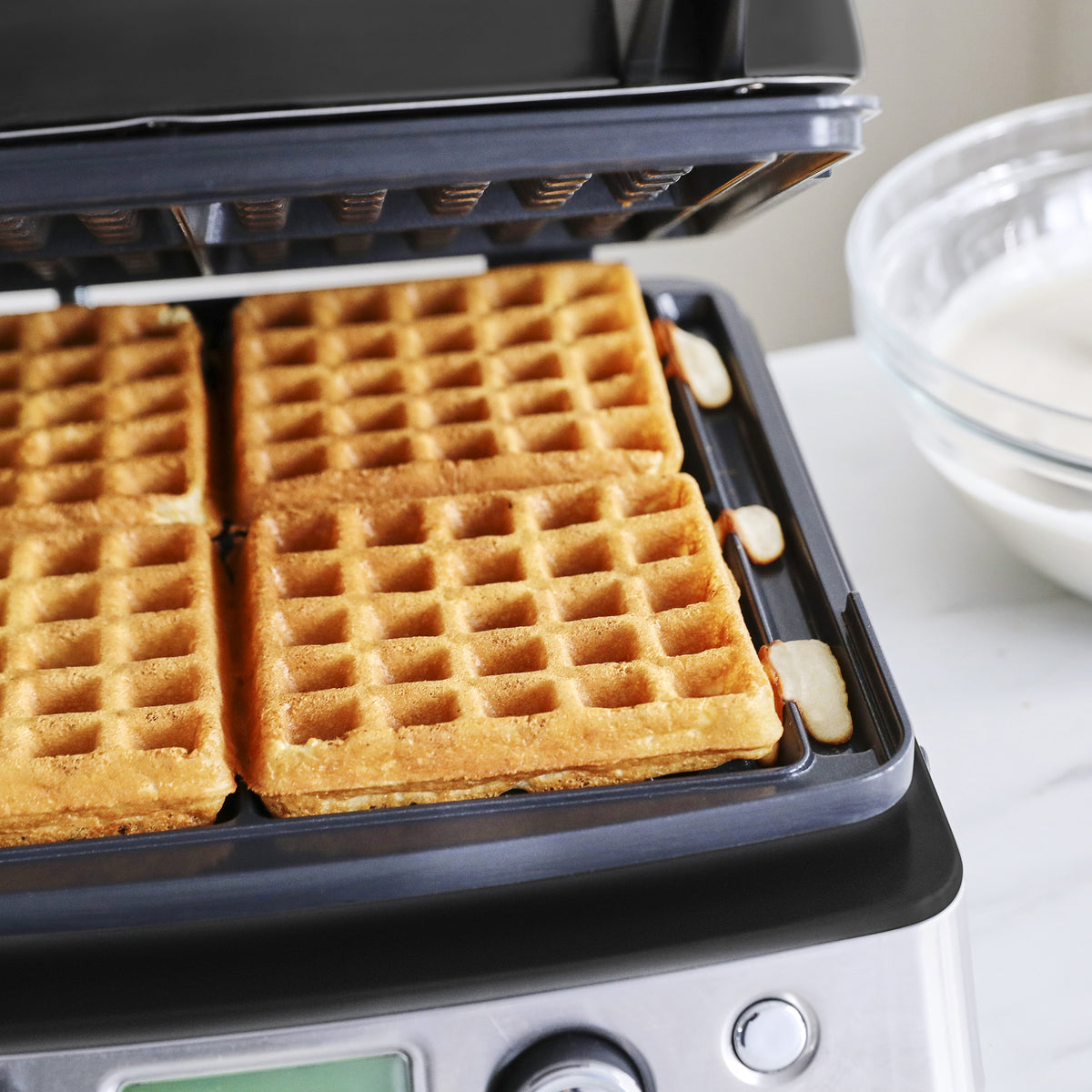 Elite Ceramic Nonstick 4 Square Waffle Maker - Fast Heating, Easy Clean, Perfect for Breakfast & Brunch - Black (Ideal for Home, Restaurant, or Hotel Use)