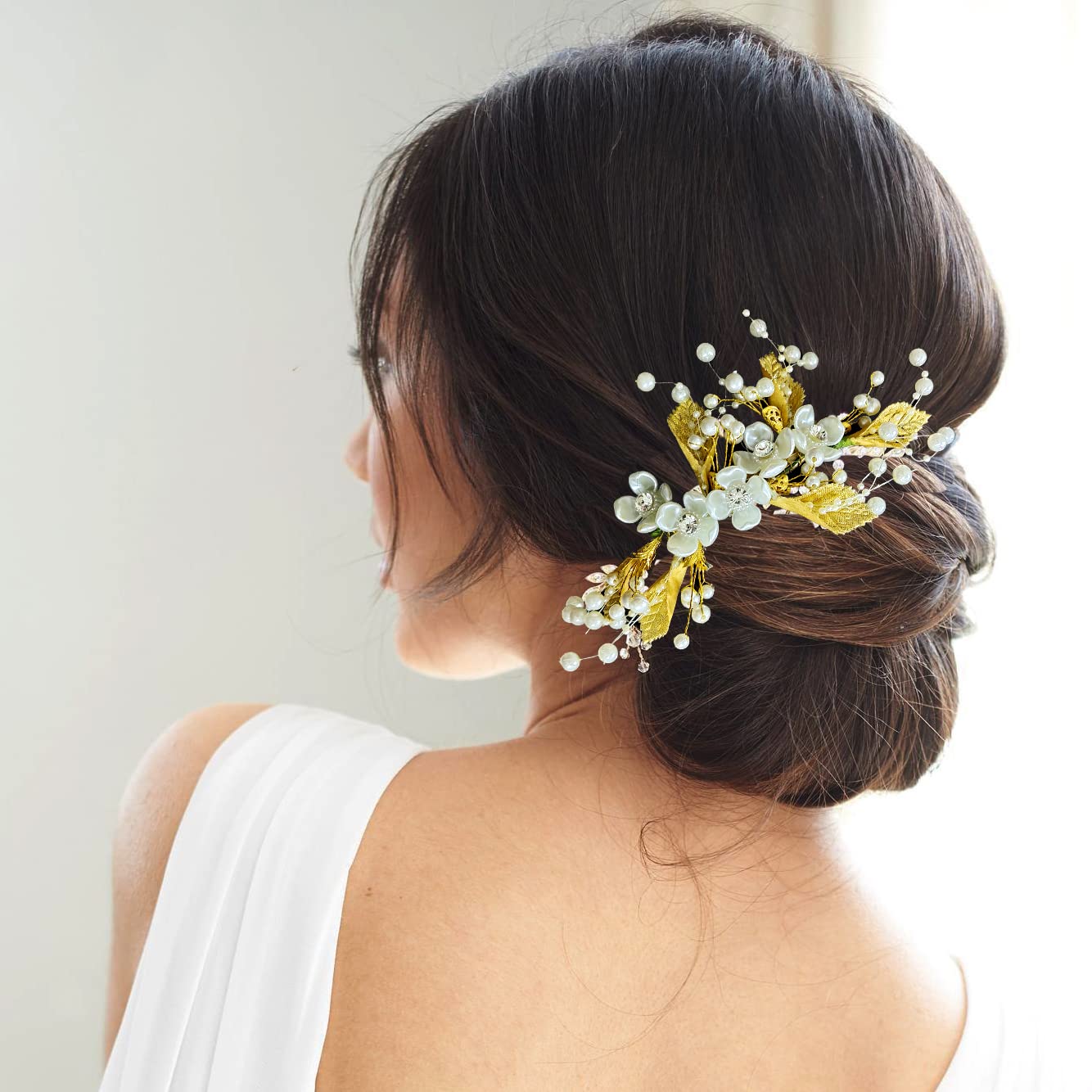 Elegant Hair Flare Artificial Flower Metal Leaf Hairpin with Pearl & Stone Comb Slide | Gold & White Bridal Hair Accessories for Women & Girls | Perfect for Weddings, Prom & Special Occasions