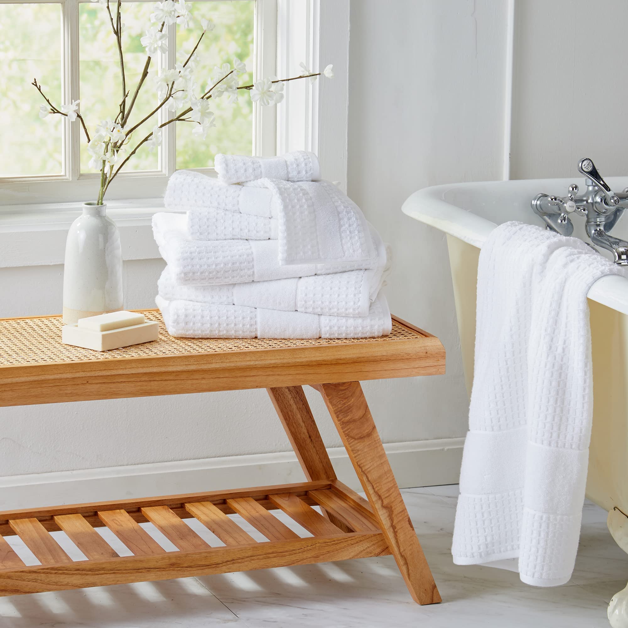 Luxury 100% Cotton Super Soft Bath Towel Set - Quick-Dry, Highly Absorbent Waffle Textured Towels (550 GSM) | 2 Bath Towels, 2 Hand Towels & 2 Washcloths | Harper Collection in White | Perfect for Spa, Bathroom & Hotel Use