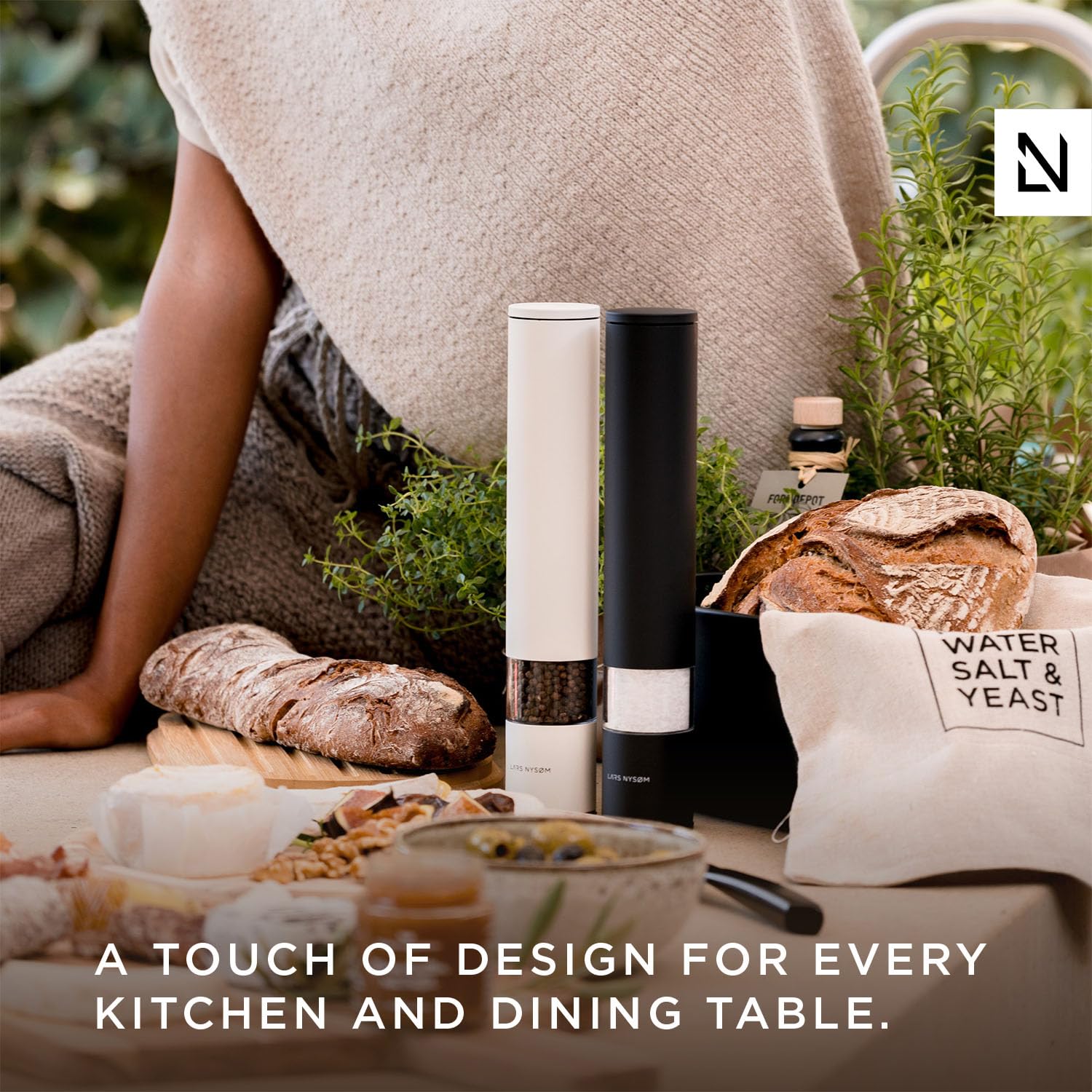 Premium Stainless Steel Salt and Pepper Grinder Set - Adjustable Ceramic Mill for Coarse to Fine Seasoning - Manual Spice Grinder for Kitchen, Dining Table & Outdoor BBQ - LARS NYSØM Design