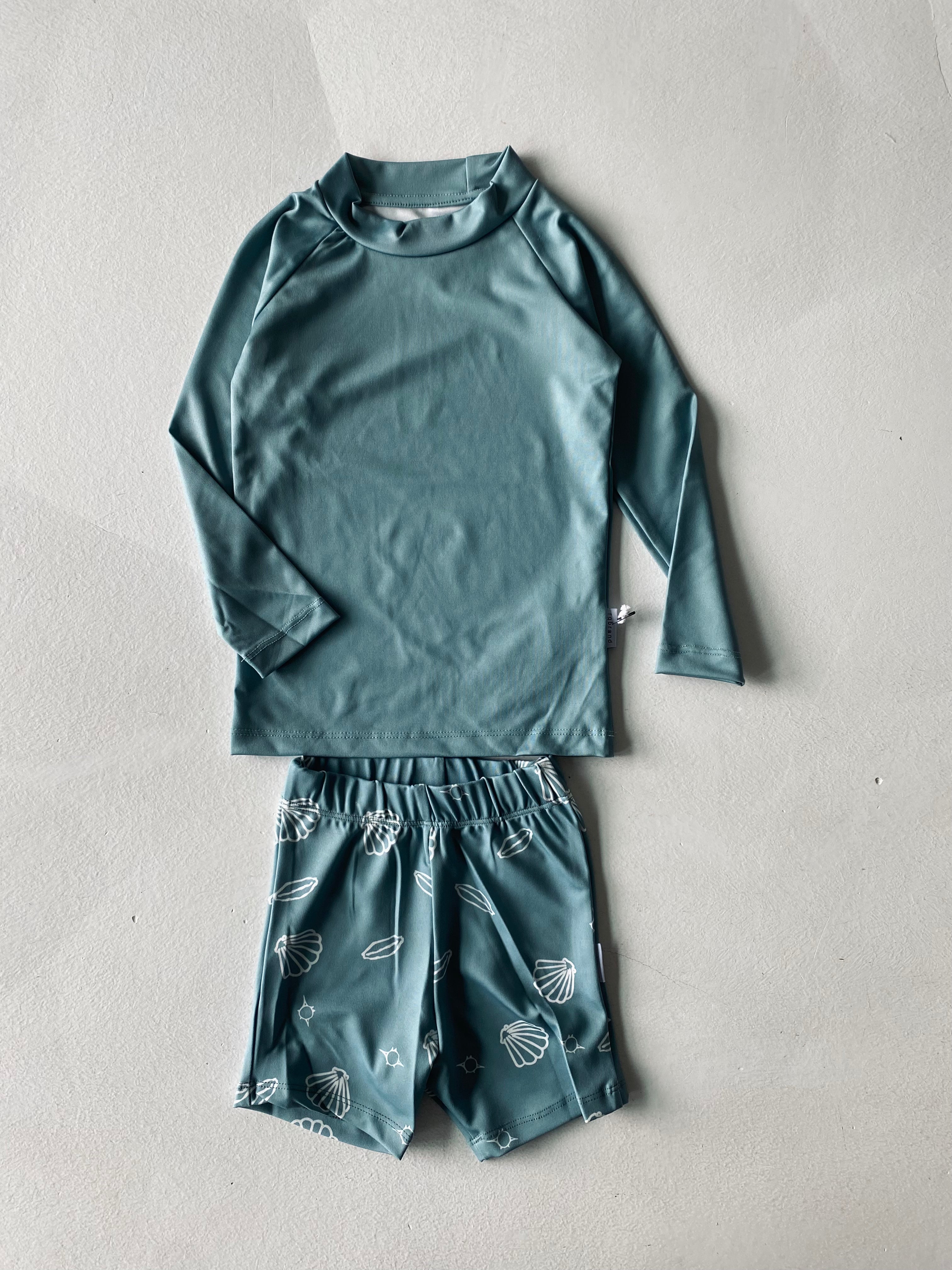 Kids Long Sleeve T-Shirt and Shorts Swimsuit Set for Ages 3-9 - Perfect for Beach, Pool, and Summer Playtime