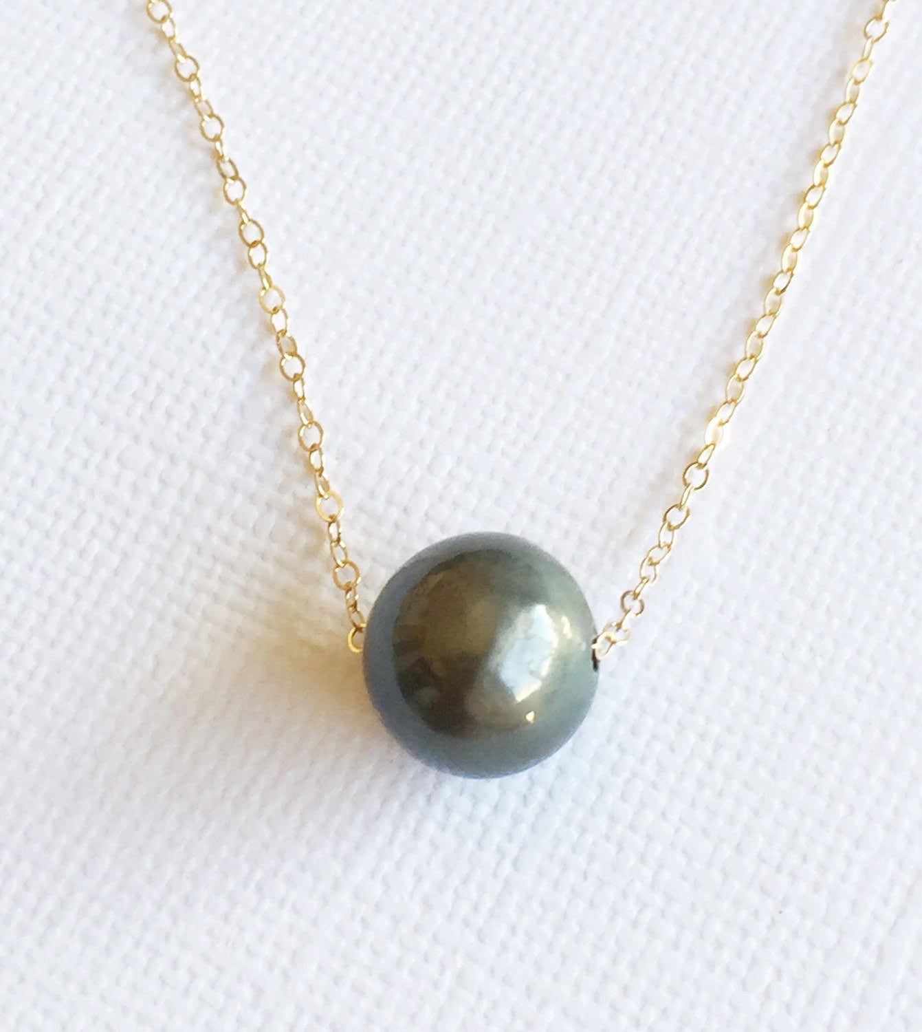 Exquisite Tahitian Pearl Necklace (N102) - Elegant Black Pearl Jewelry for Women, Perfect for Weddings, Parties & Special Occasions