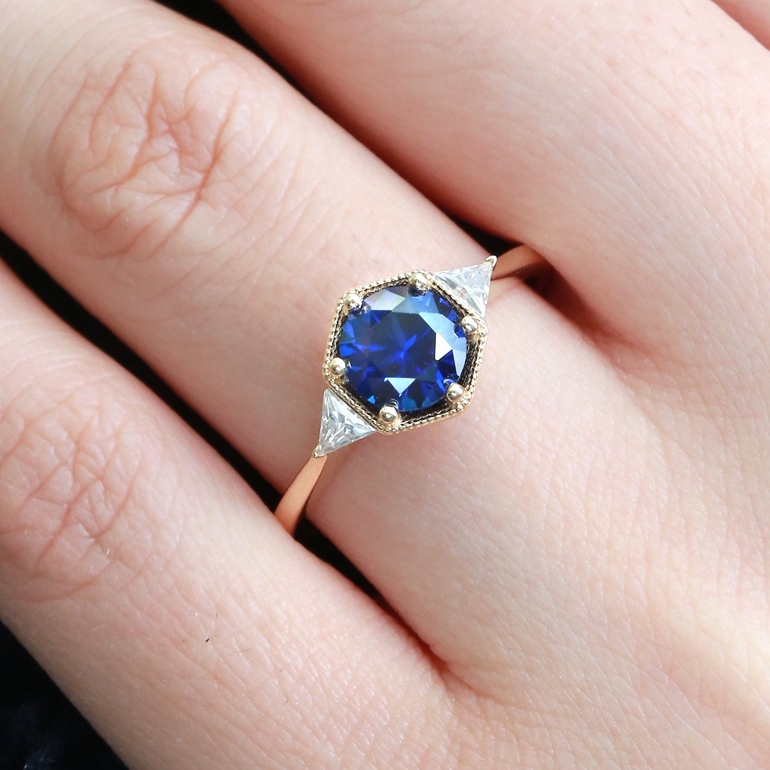 1.5 Carat Round Cut Sapphire Geometric Ring for Women - Elegant Vintage Style Jewelry for Engagement, Wedding & Special Occasions
