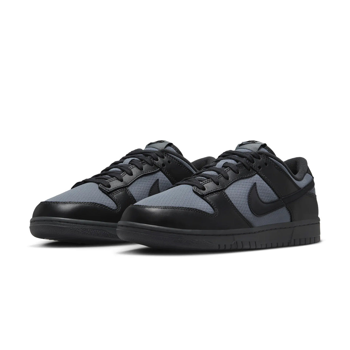 Nike Dunk Low Retro SE 'Off Noir Smoke Grey' Sneakers - Men's & Women's Casual Shoes for Streetwear & Everyday Comfort