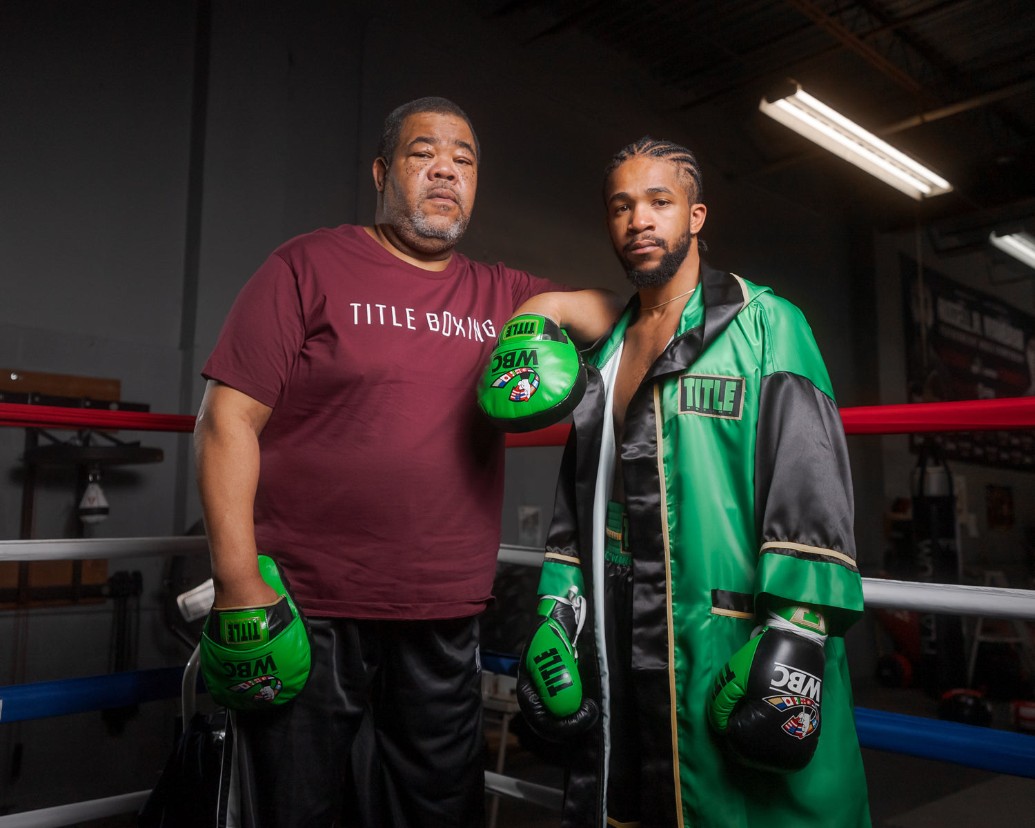 WBC by TITLE Boxing Focus Mitts - Premium Boxing Training Pads for Punching Practice | Perfect for Boxing, MMA, Kickboxing & Fitness Training