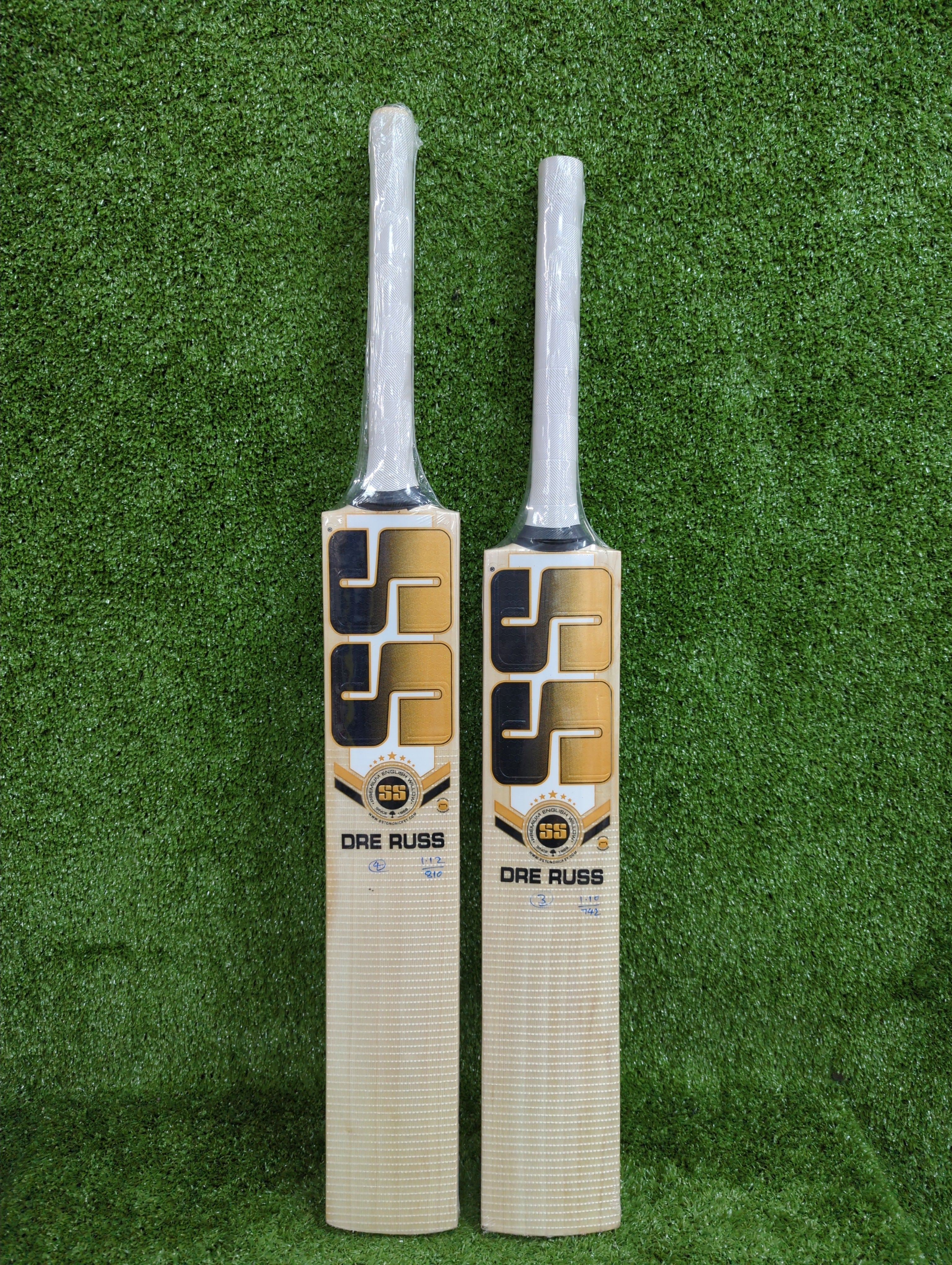 SS Dre Russ Players Colt Junior/Youth English Willow Cricket Bat - Perfect for Youth Cricket Training & Matches