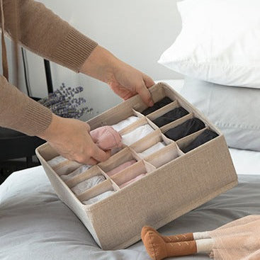 16 Compartment Drawer Organizer - Expandable Storage Solution for Kitchen Utensils, Office Supplies & Makeup Accessories | Perfect for Home, Office & Travel Organization