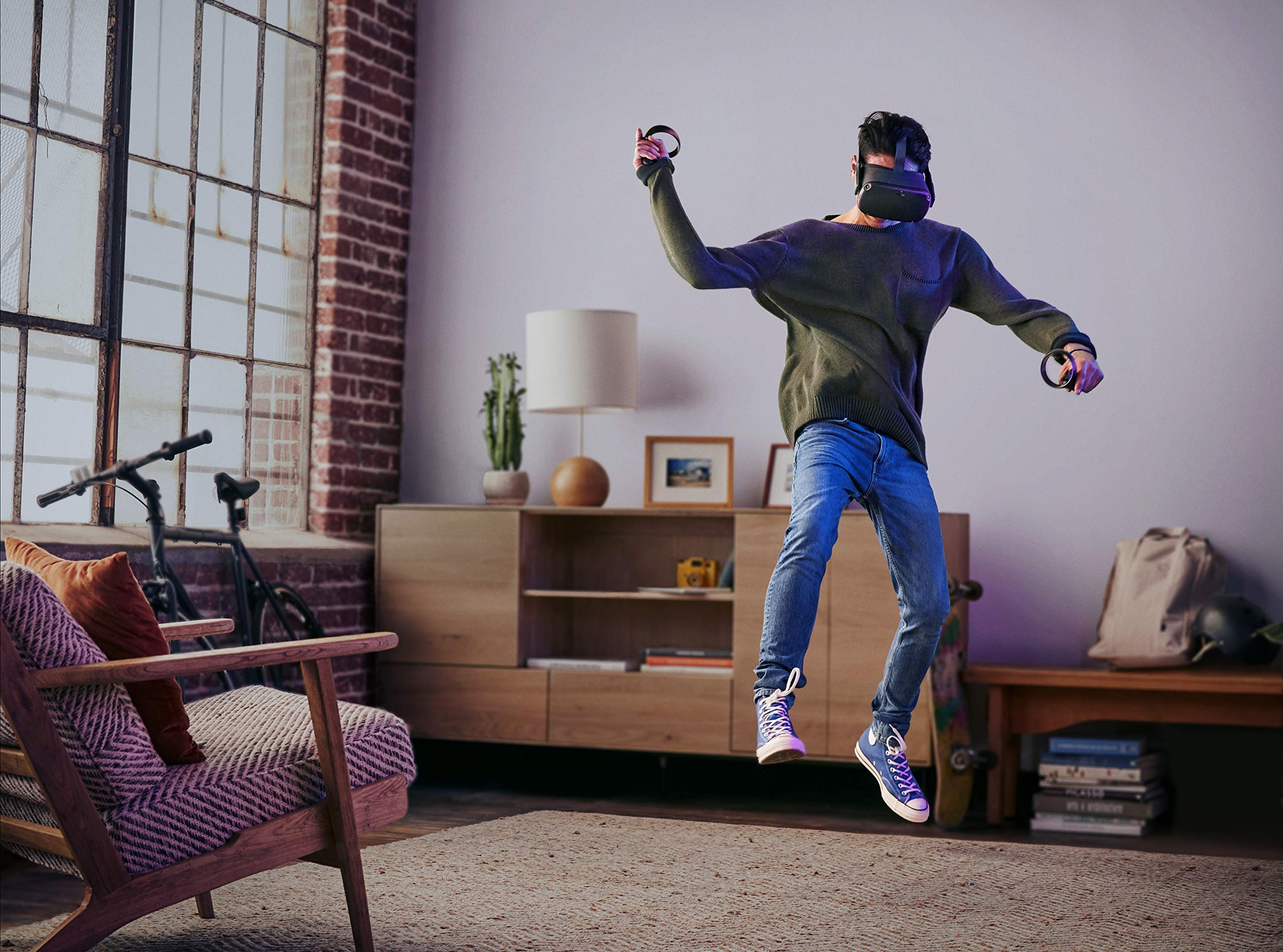 Oculus Quest All-in-One VR Gaming Headset 128GB - Black (Renewed) | Wireless Virtual Reality Headset for PC & Mobile Gaming, Fitness, Social VR & Immersive Experiences