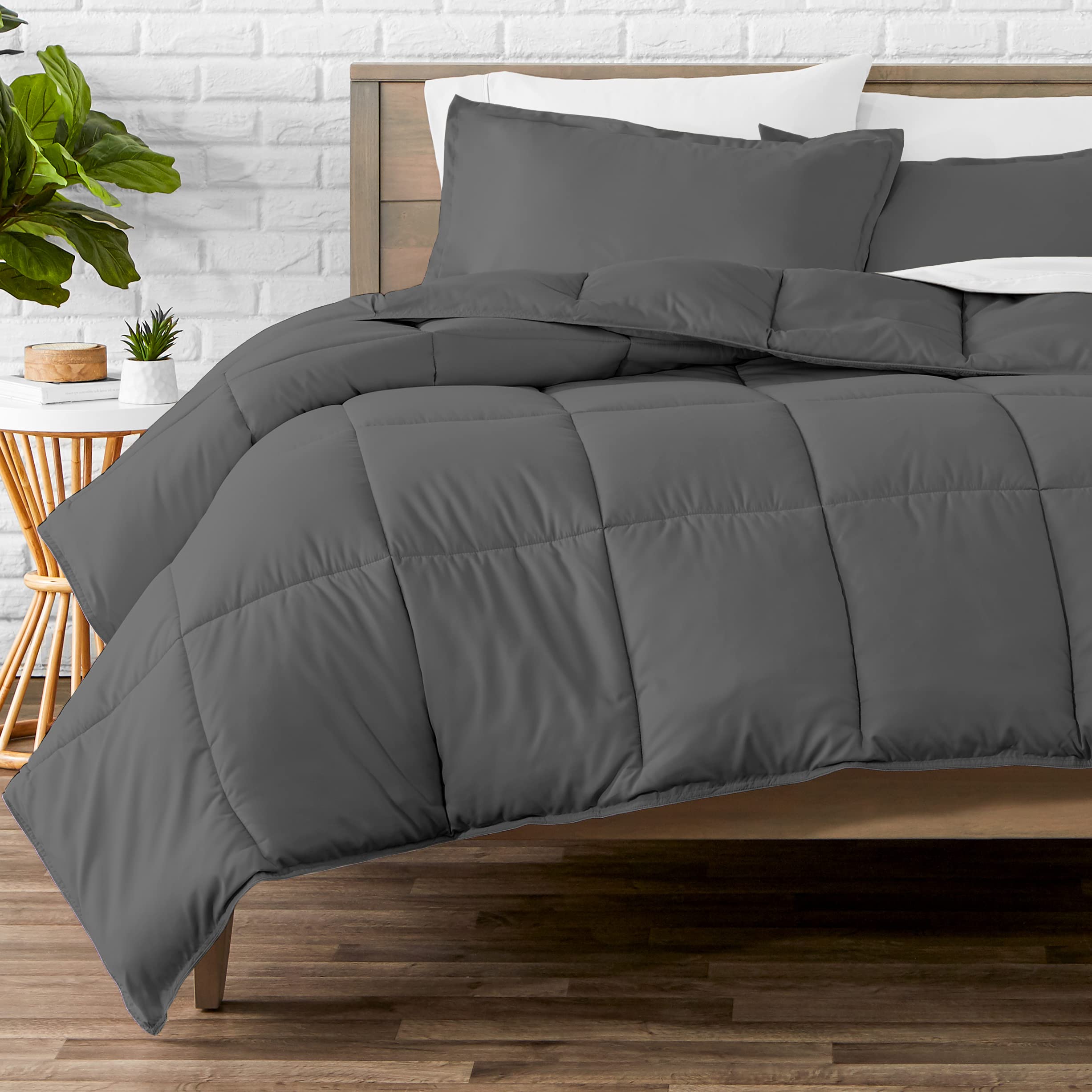 Lightweight Solid Comforter Set (California King) with 2 Pillow Cases - 3-Piece Down Alternative Bedding in Grey - Perfect for All-Season Comfort & Luxury Bedroom Decor