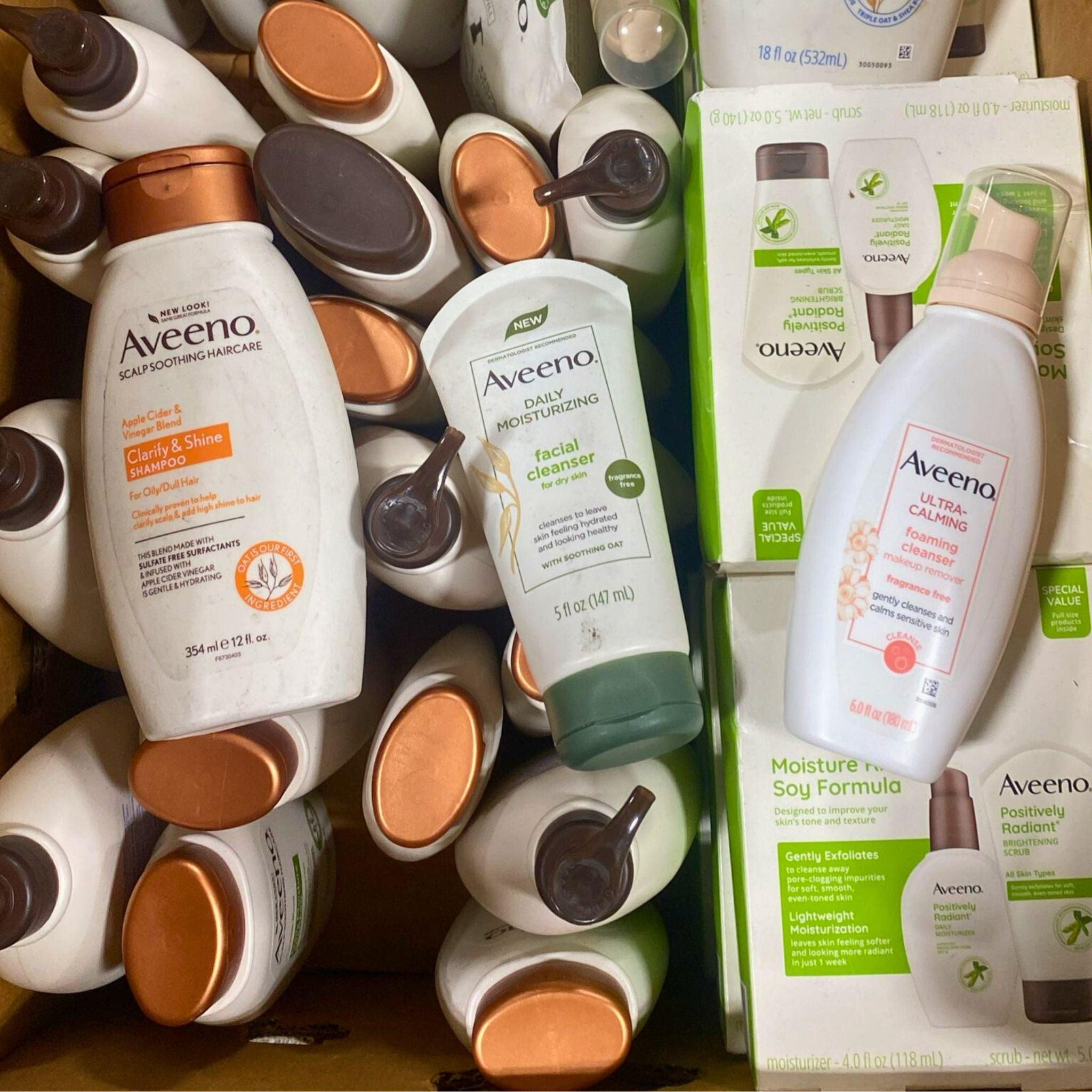 Aveeno Skincare Bundle - Body Wash, Cleanser, Shampoo & Lotion (40 Pcs) for Daily Moisturizing & Gentle Cleansing - Perfect for Dry Skin Care & Sensitive Skin Routine