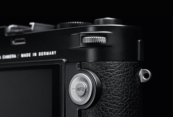 Leica M (Typ 240) Digital Rangefinder Camera - Black Paint Edition for Street Photography & Travel