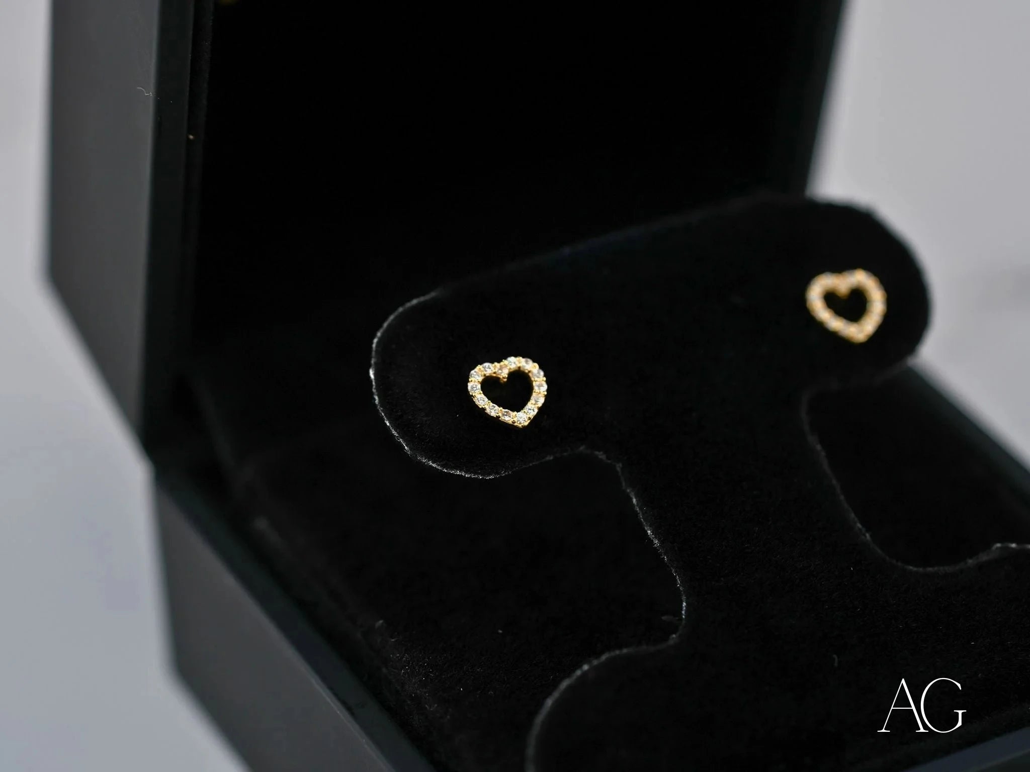Radiant Love - 14K Gold & Cubic Zirconia Heart Drop Earrings for Women | Elegant Valentine's Day Gift, Anniversary Present & Romantic Date Night Jewelry