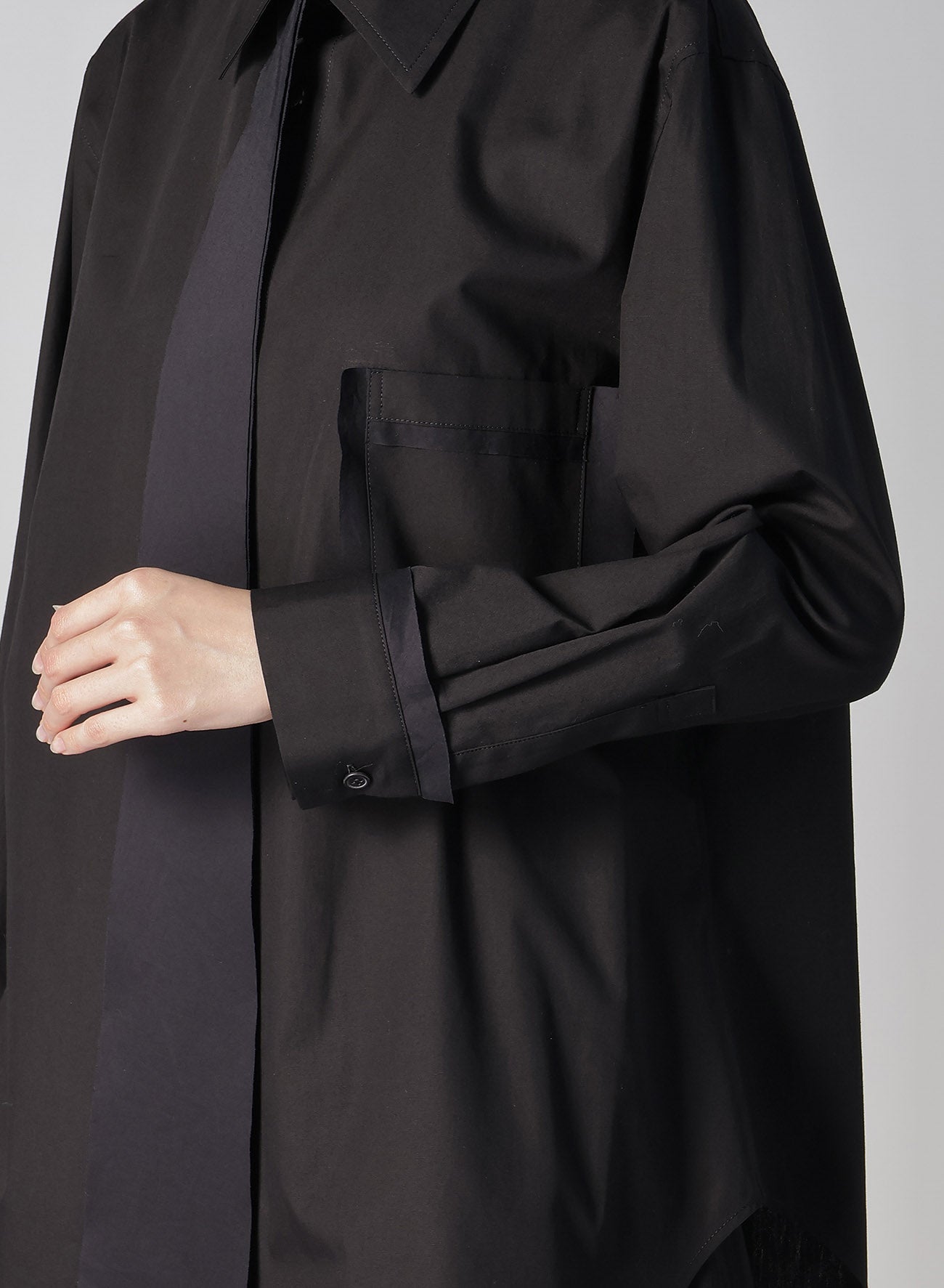 Stylish BROAD R CUTTING TIE BLOUSE for Women - Trendy Office & Casual Wear - Perfect for Work, Dates & Everyday Outfits