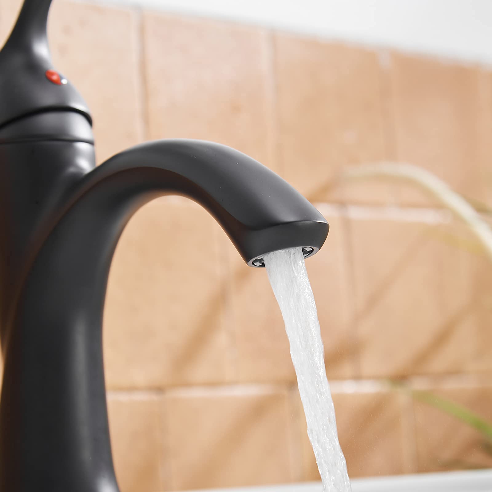 Black Matte Single Hole Bathroom Faucet with Pop-Up Drain - Perfect for Modern Sinks