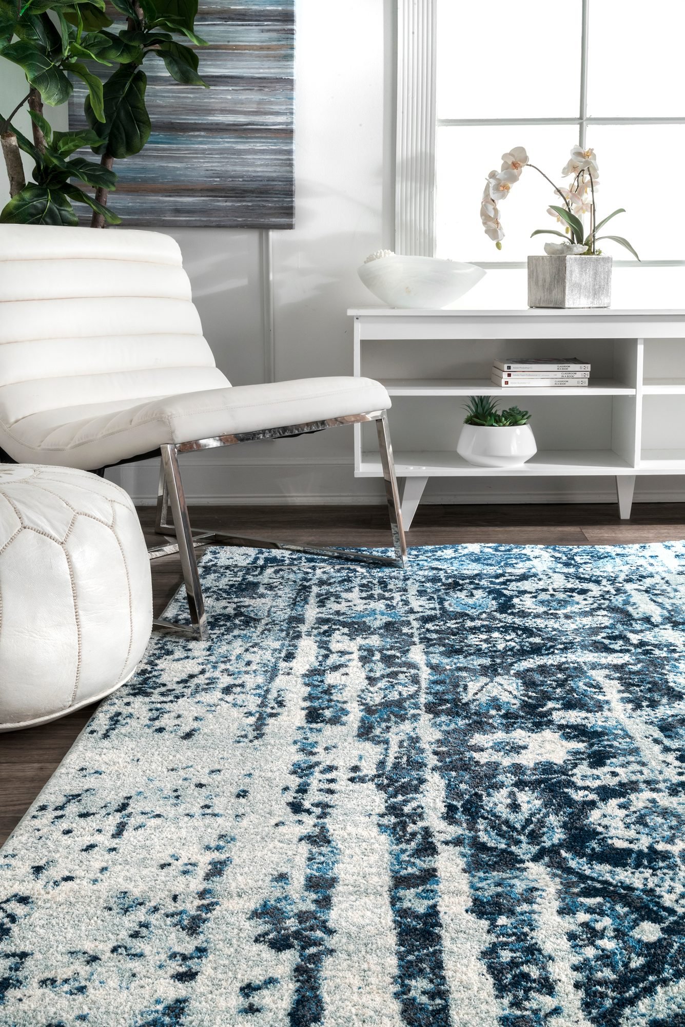 NuLOOM Distressed Ernestina Flourish Runner Rug 2'6