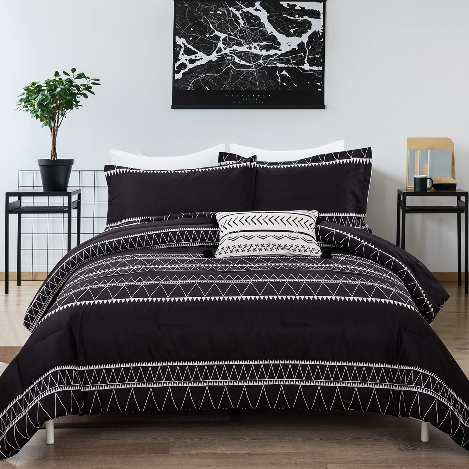 WONGS BEDDING Black Comforter Set Twin Size - Reversible Boho Triangle Striped Down Alternative Bedding - 2 Piece Set (1 Comforter + 1 Pillowcases) - Soft Microfiber 68x86 Inches - Perfect for Teens, Dorms & Guest Rooms